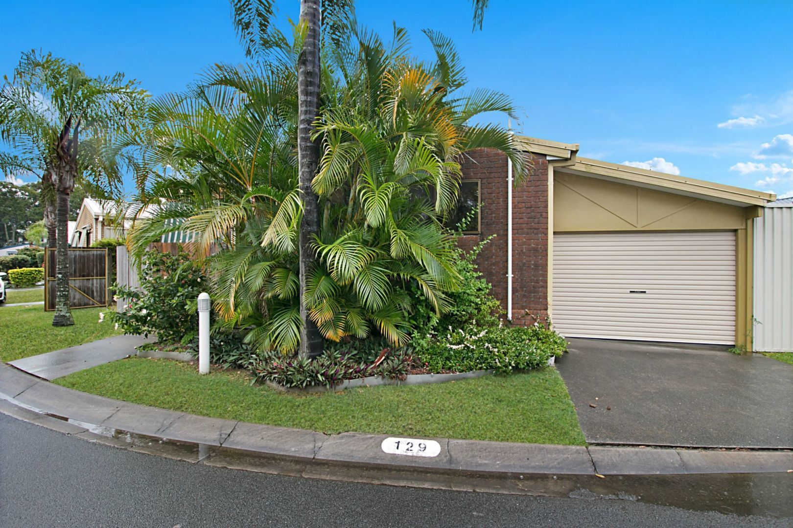 PRIVATE TWO BEDROOM BUNGALOW Relocatable Living