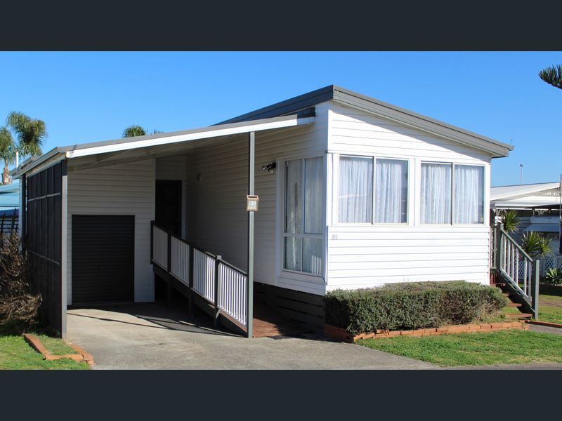 Beautiful Village Living! Relocatable Living