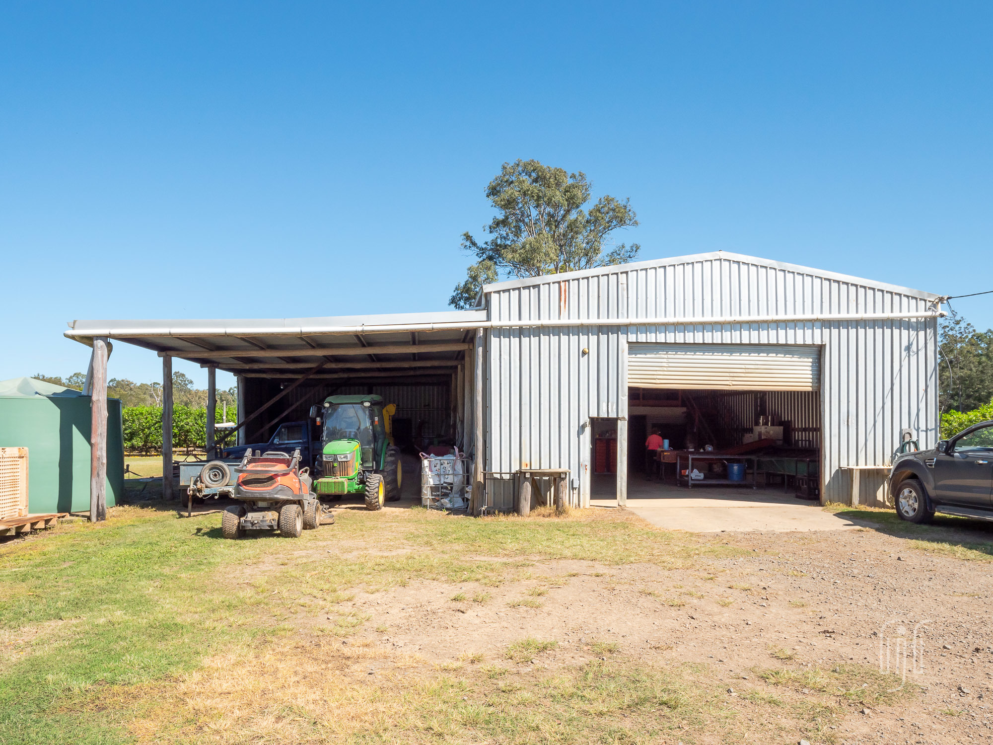 Ron Jeffery Realty POMONA CITRUS ORCHARD!