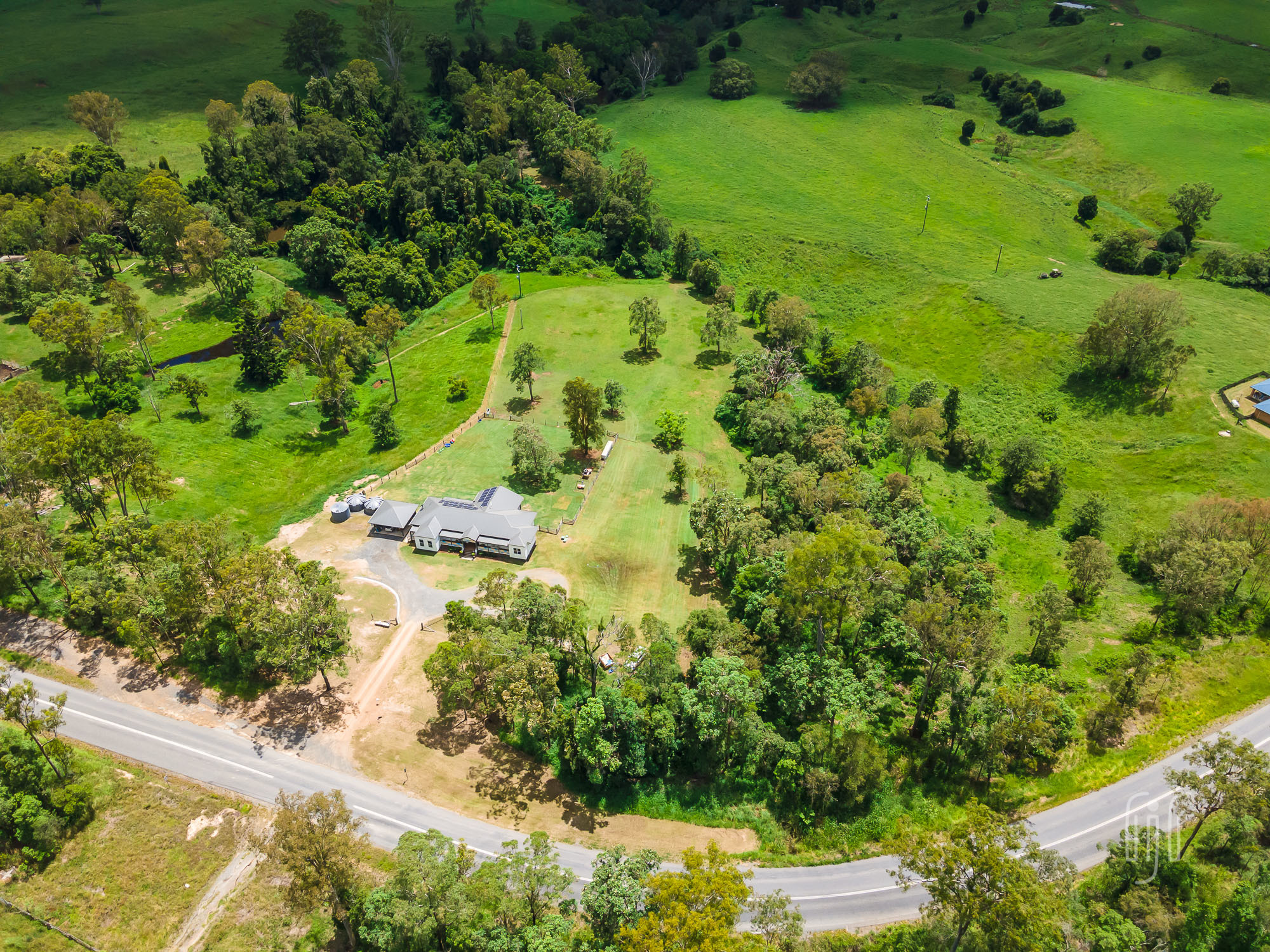 Ron Jeffery Realty “POCKET DREAMS”