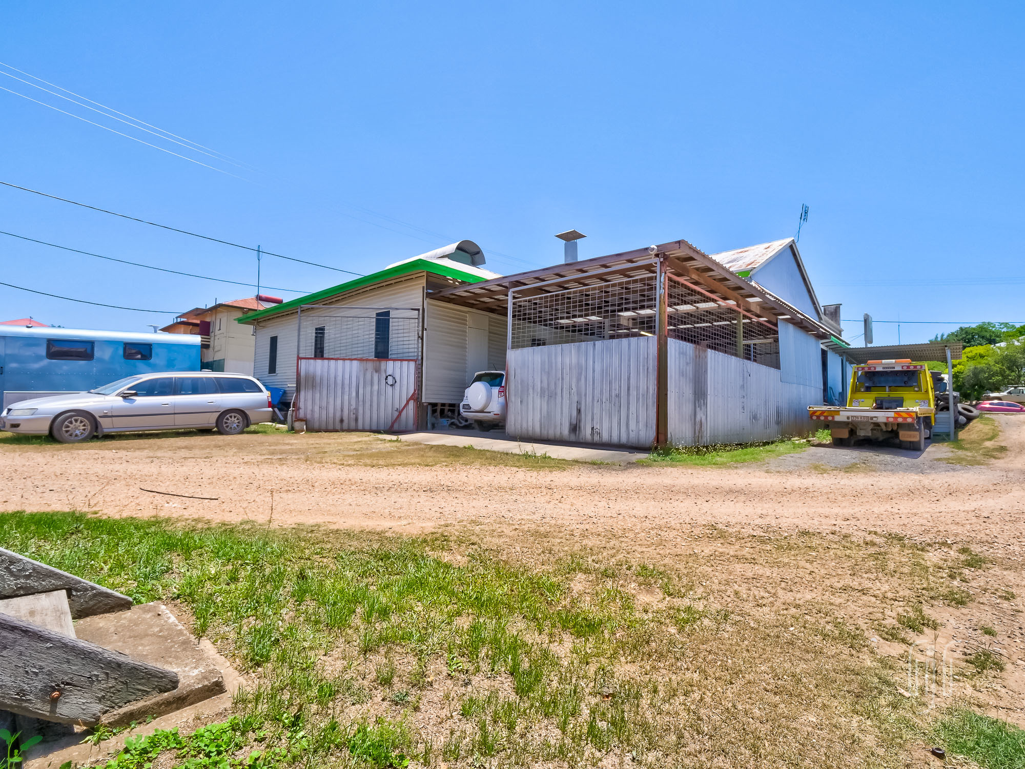 Ron Jeffery Realty KENILWORTH GARAGE