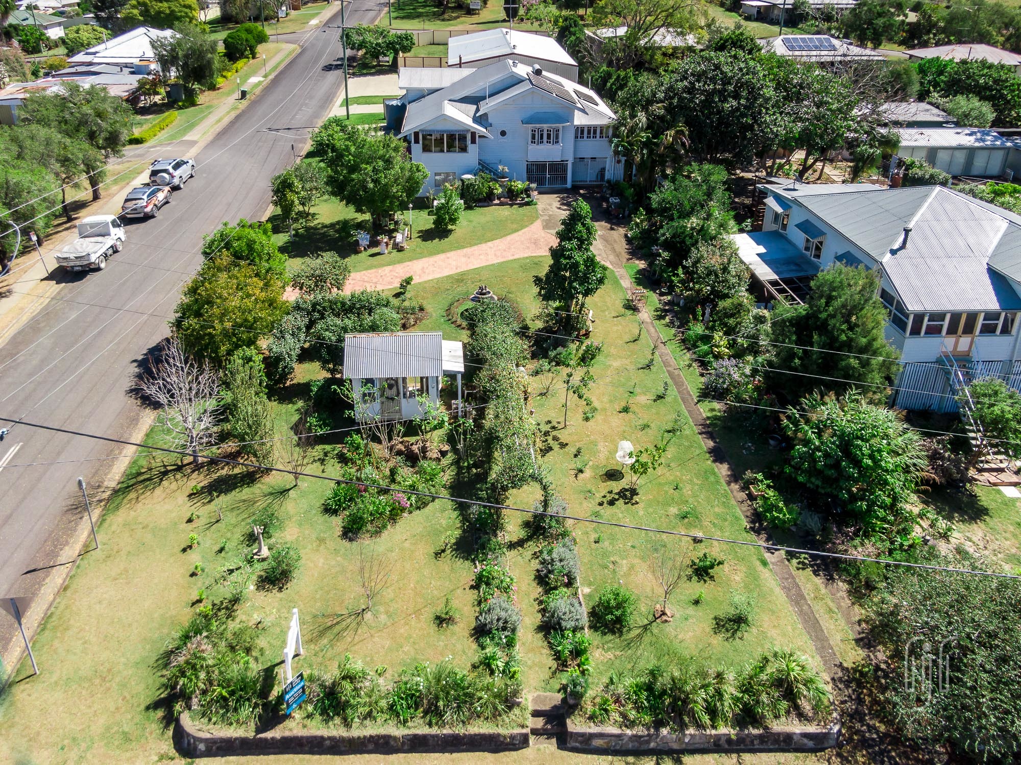 Ron Jeffery Realty KENILWORTH HOUSE