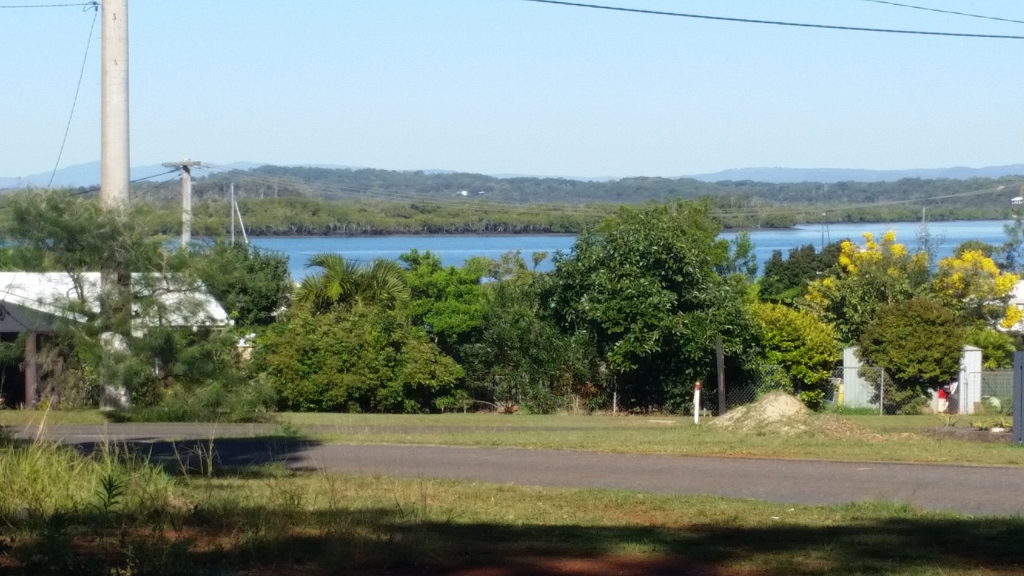 Russell Island Real Estate WATERFRONT HOME ALL OFFERS CONSIDERED