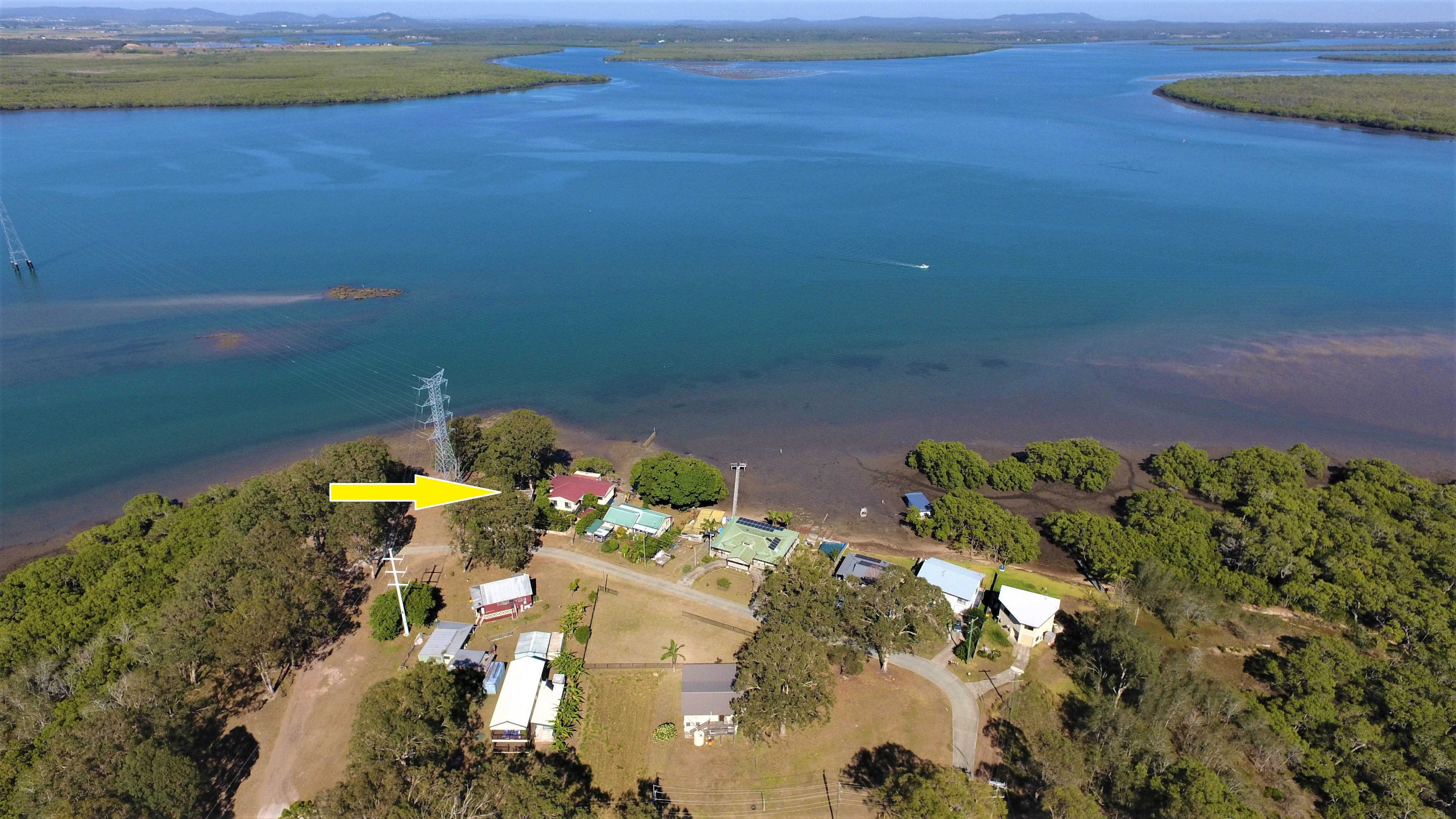 russell-island-real-estate-waterfront-house-at-rocky-point