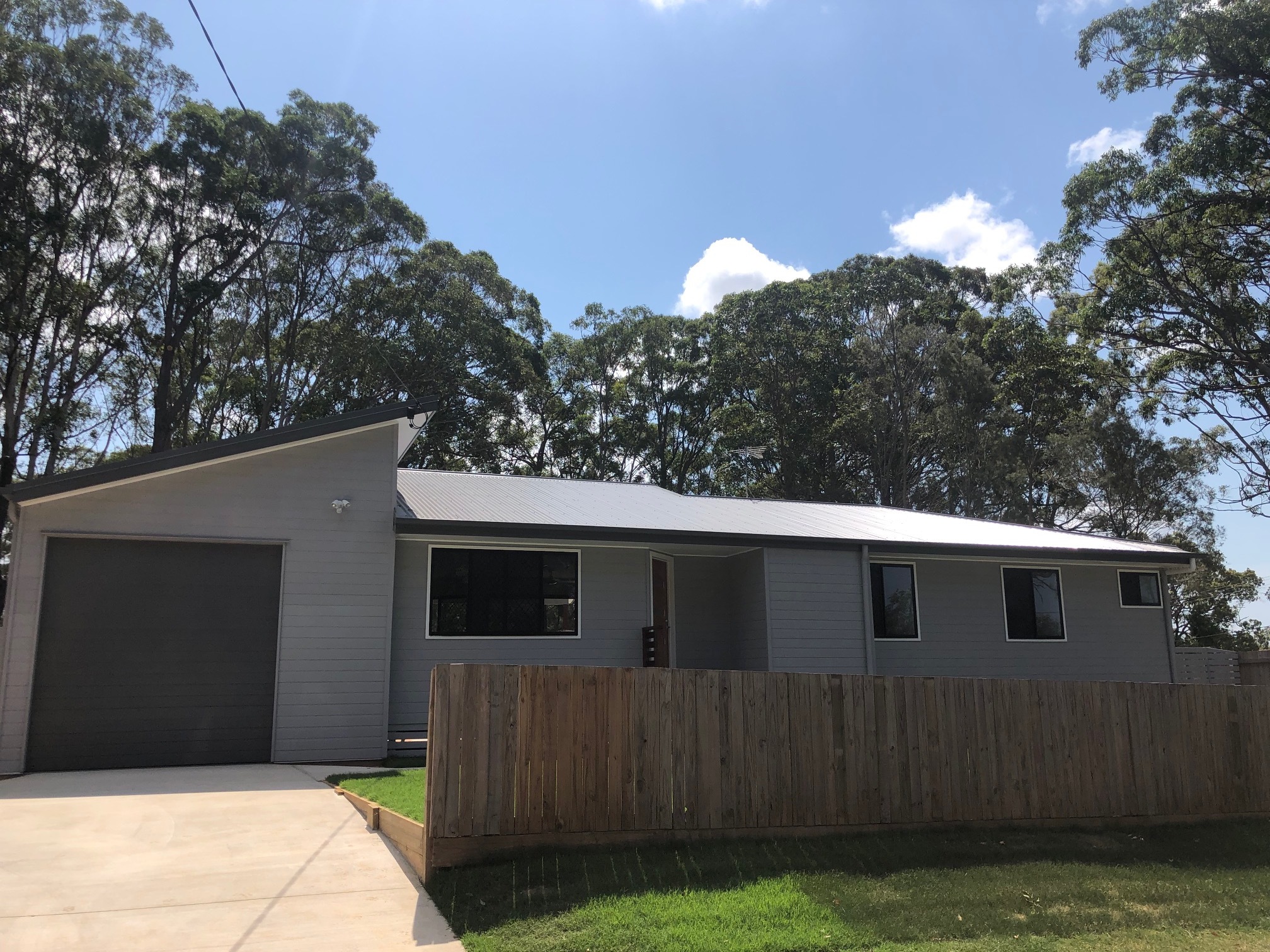 Russell Island Real Estate BRAND NEW 3 BED 2 BATH, QUALITY BUILT HOME