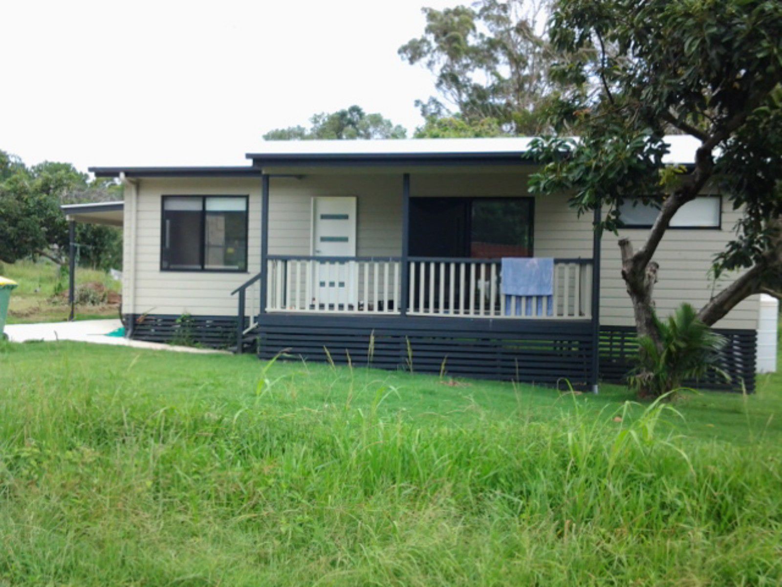 Russell Island Real Estate Near New HOme walking distance to shops.