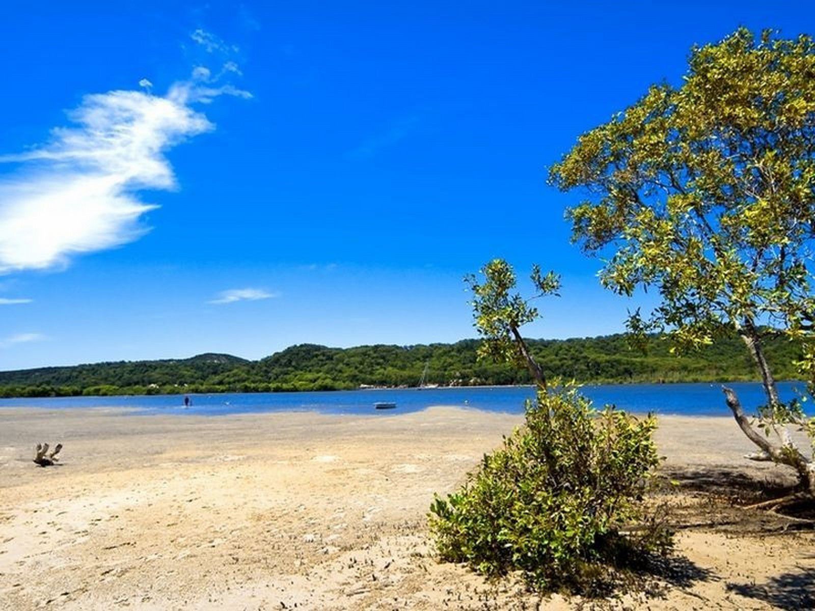 Russell Island Real Estate Massive Waterview Block