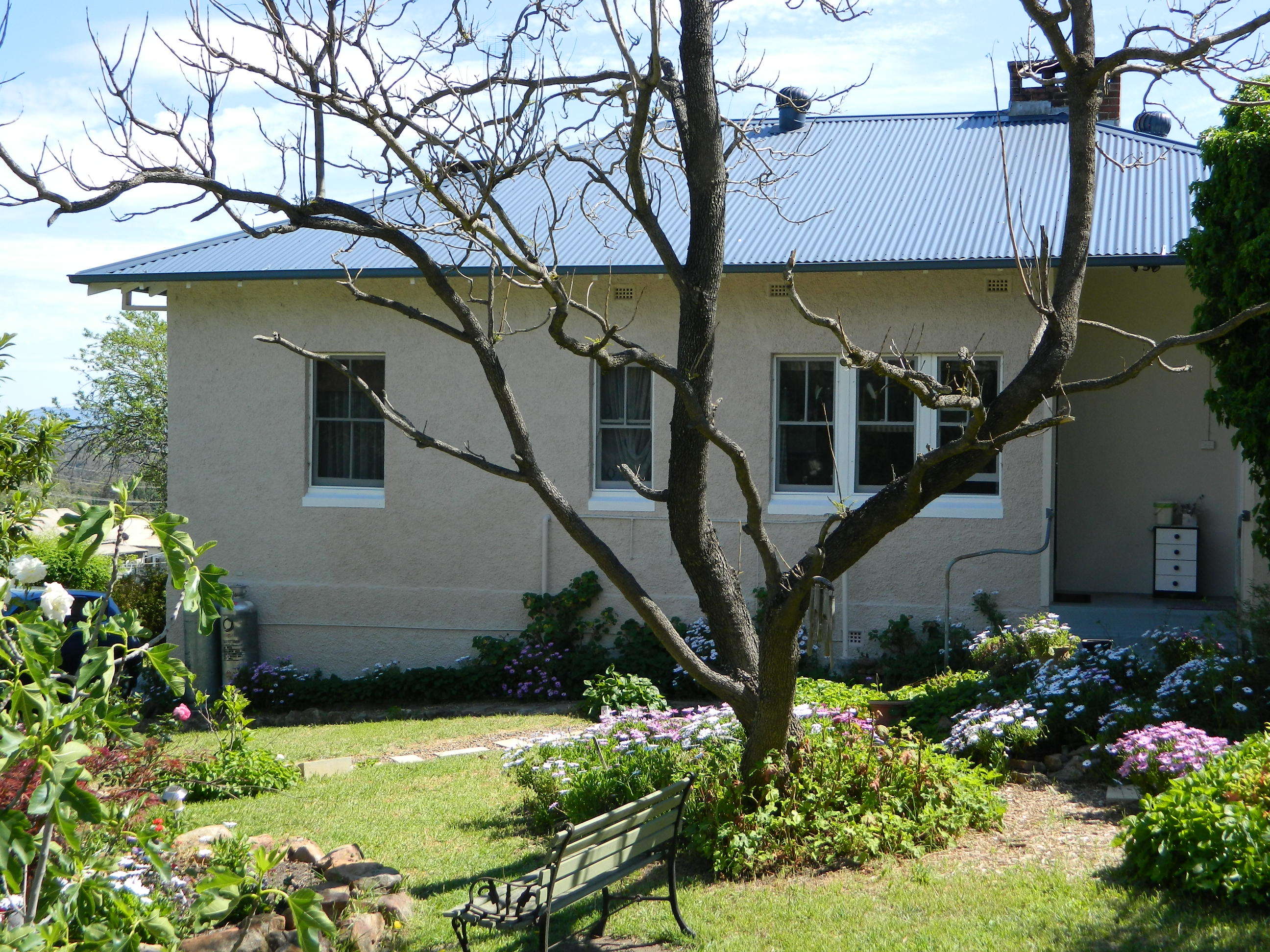 Shipman's Real Estate Kandos Classic Family Home