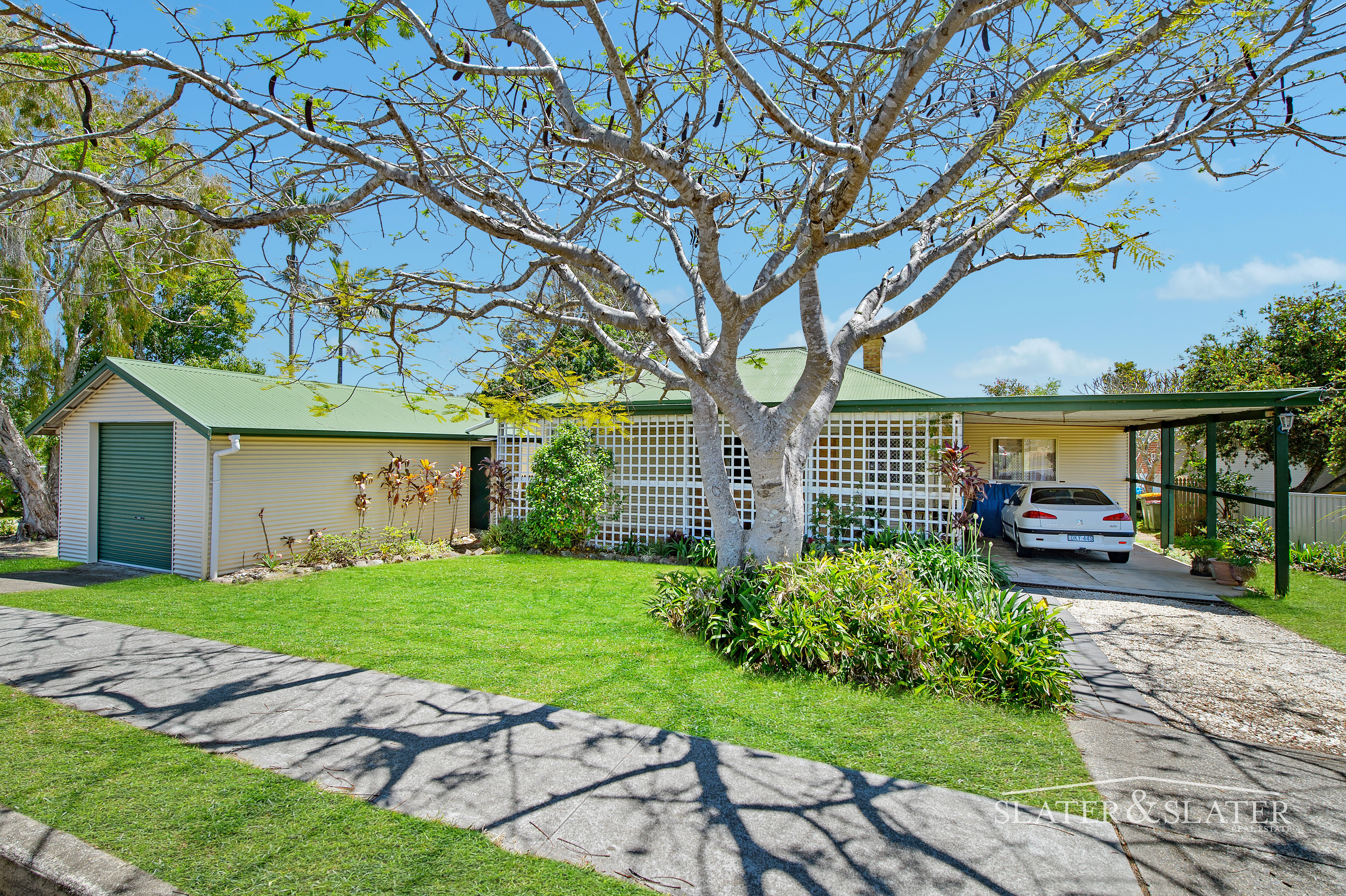 Slater & Slater Real Estate Character home on 1062m2 block walking