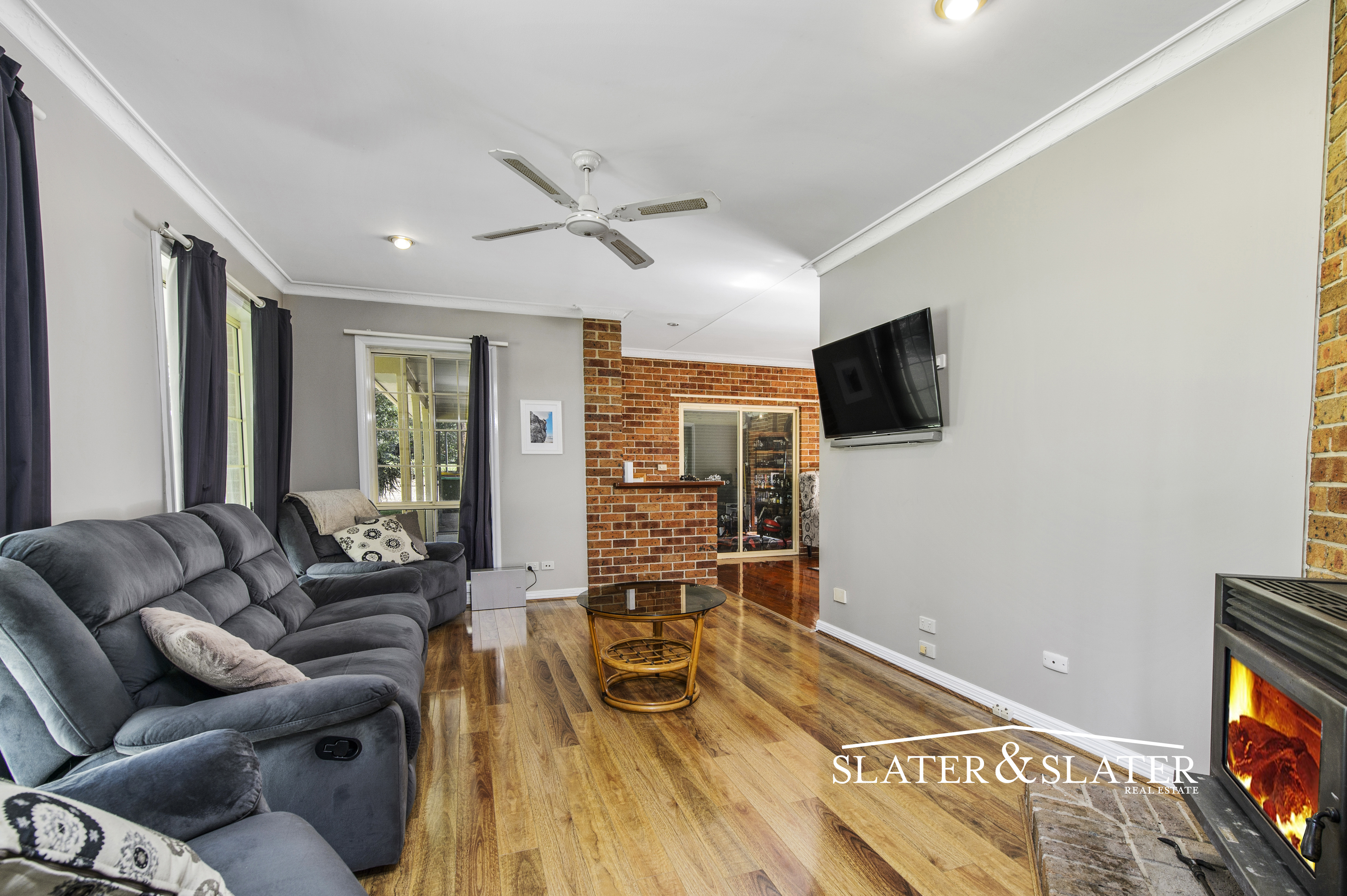 Slater & Slater Real Estate Established home on 3.7 acres with pool