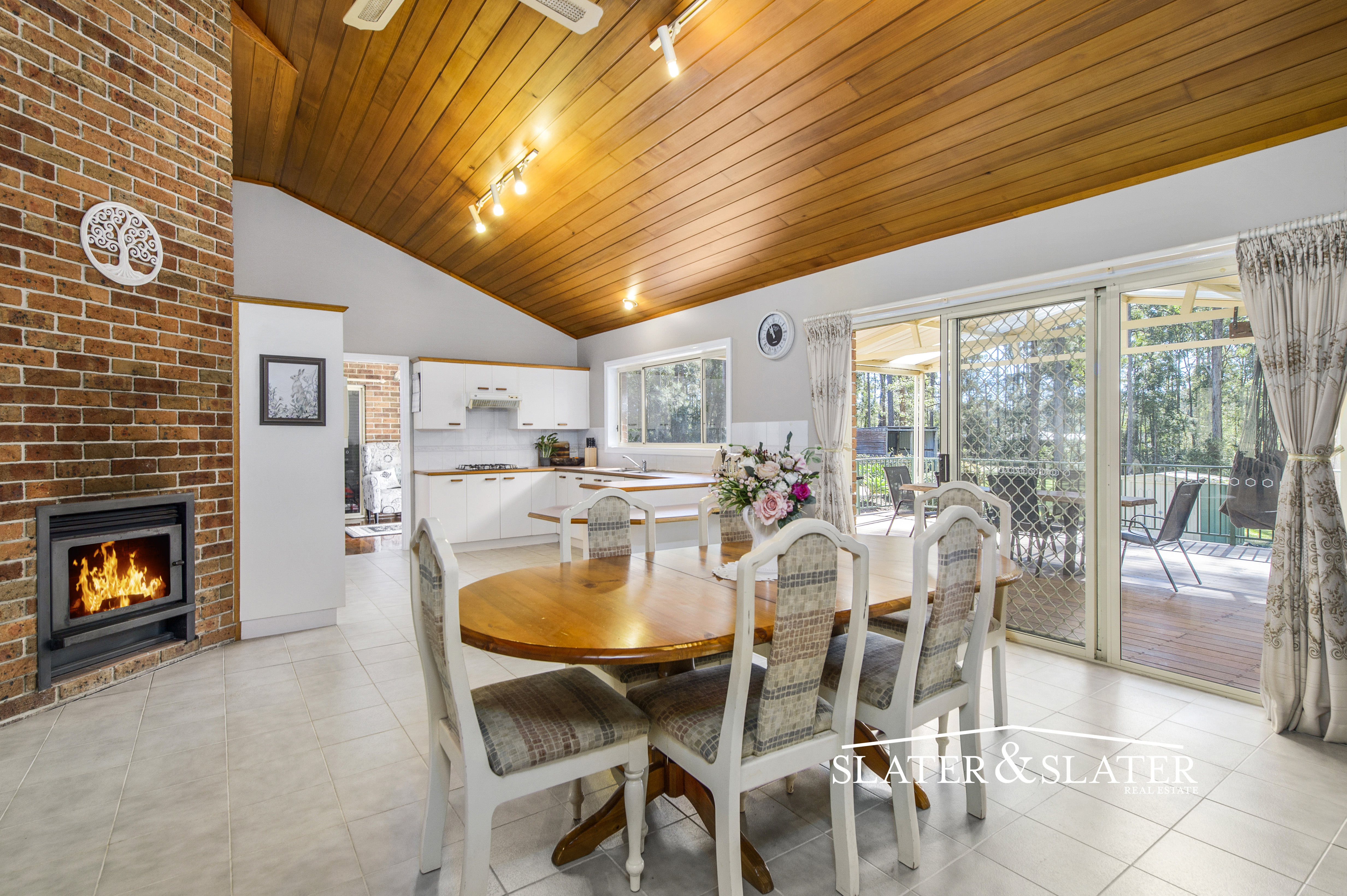 Slater & Slater Real Estate Established home on 3.7 acres with pool