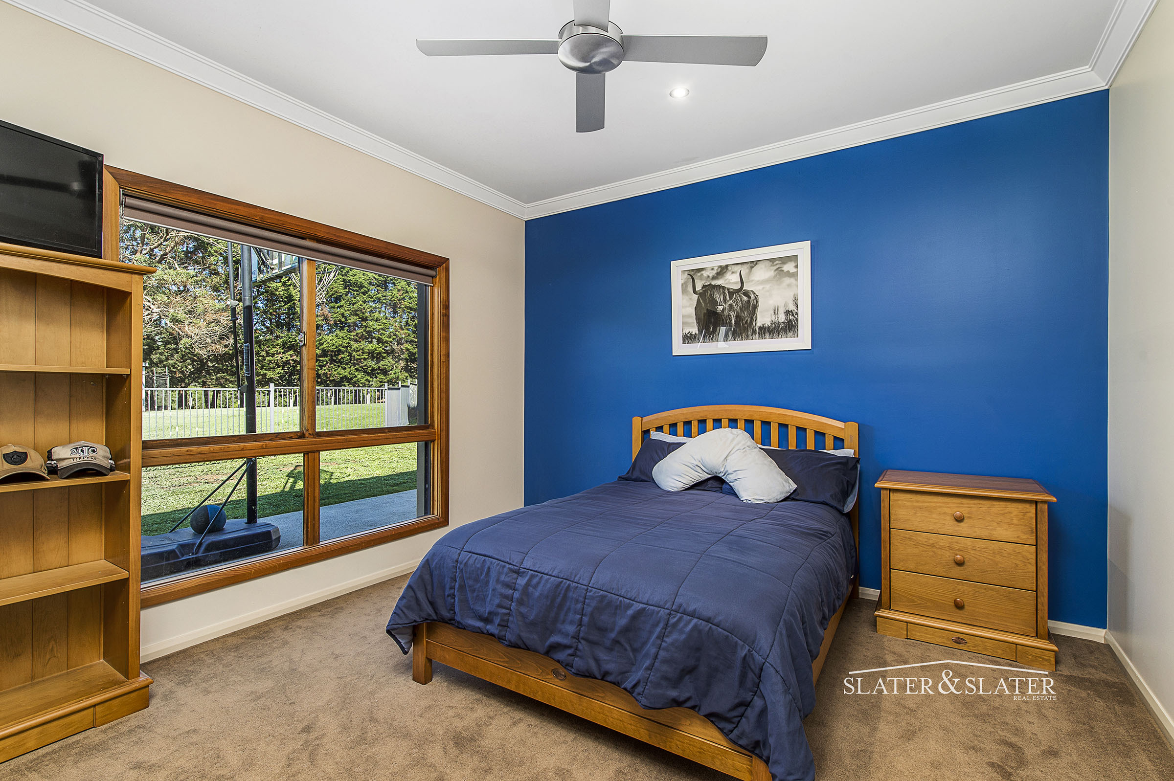 Slater & Slater Real Estate Prime riverfront acres with impressive home