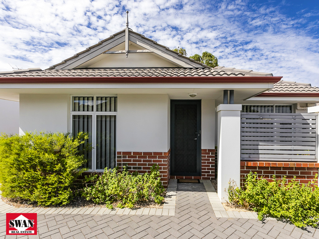 Swan Real Estate MODERN AND SPACIOUS