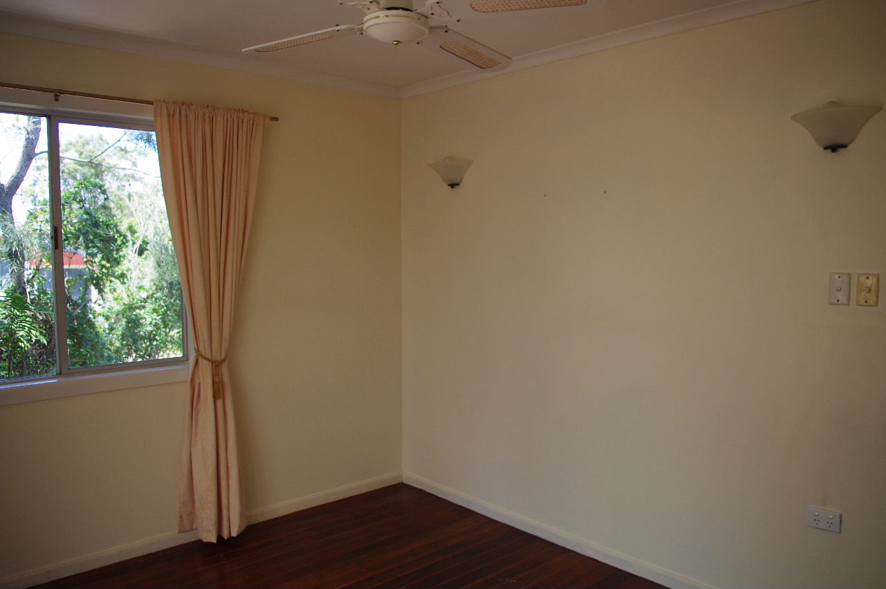 T Barclay Real Estate cottage on Karragarra Island