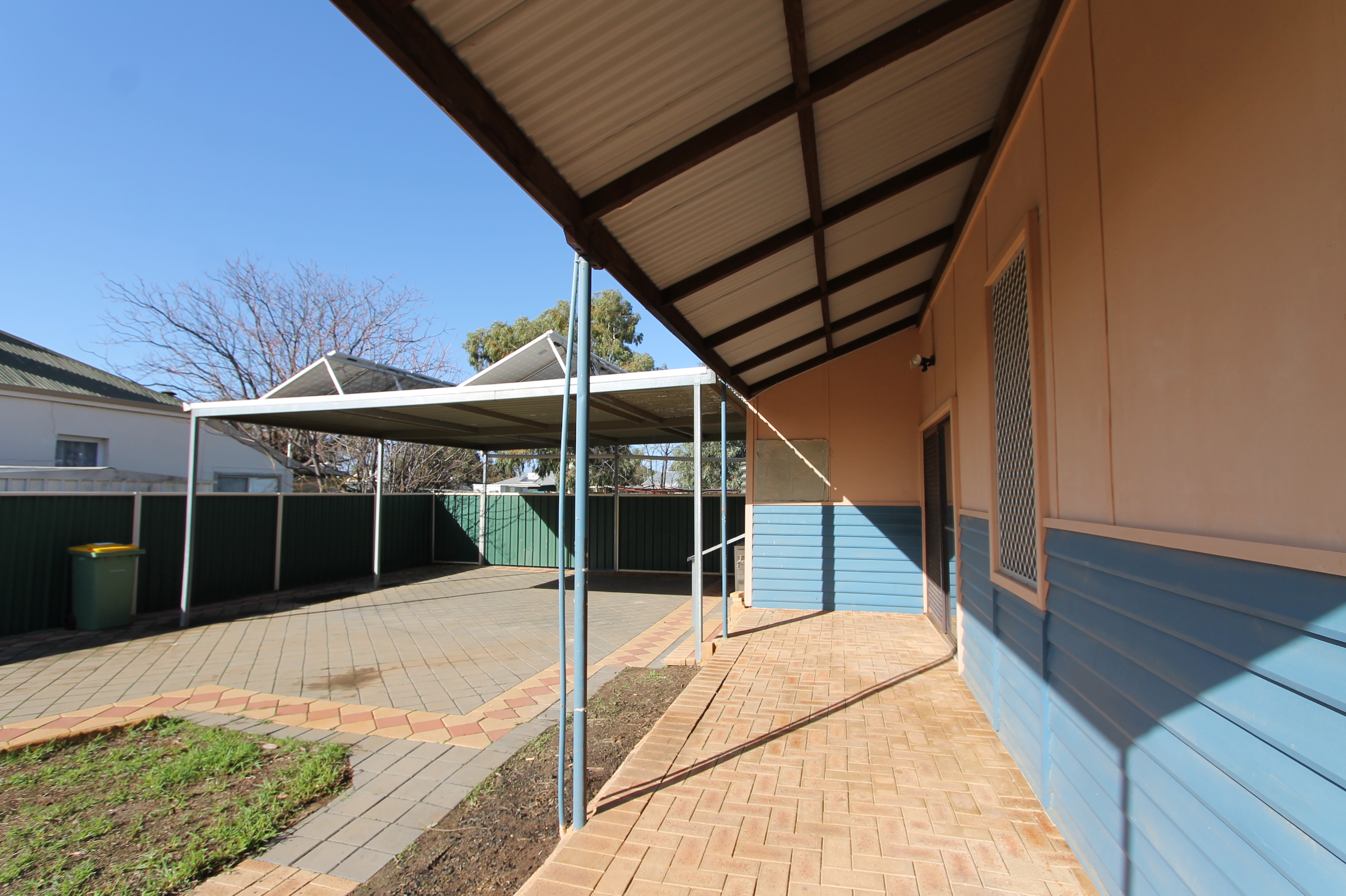 Tony Maddox Real Estate Rough Diamond!