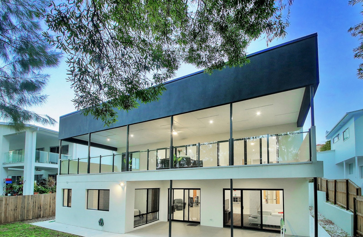 12 Nelson Place, Carindale