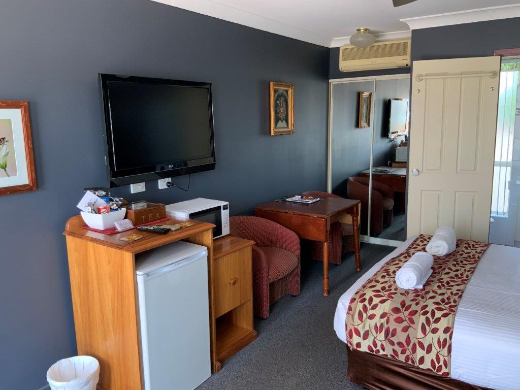 290MI NEW MOTEL INVESTMENT, HUNTER VINEYARDS AREA