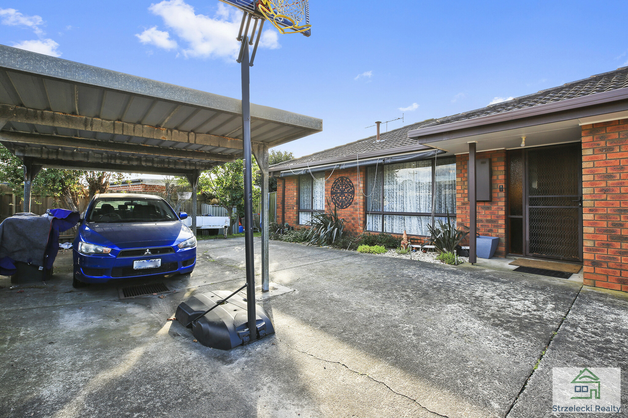 26 Saxtons Dr