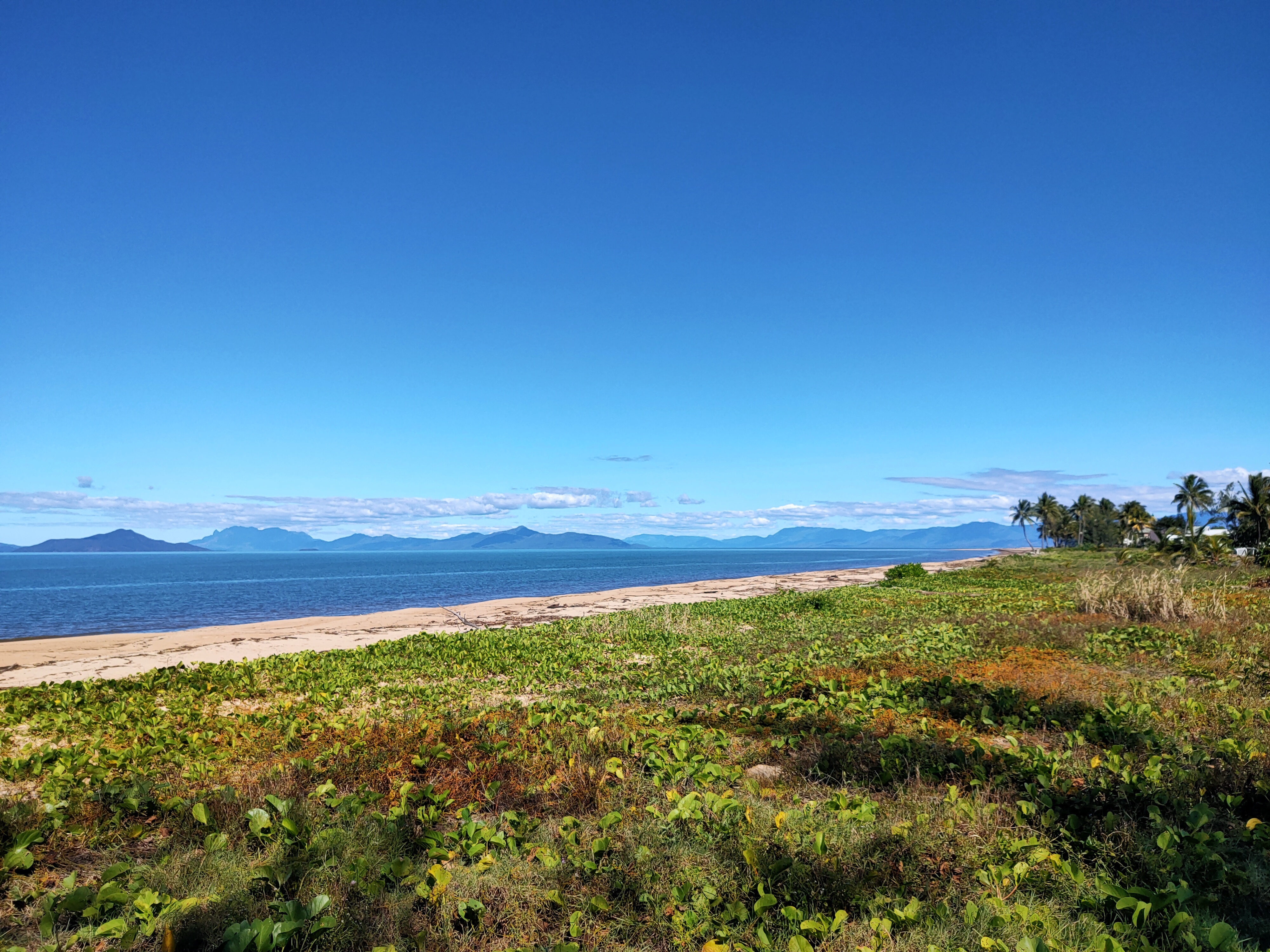 Affordable Beach House at Tully Heads