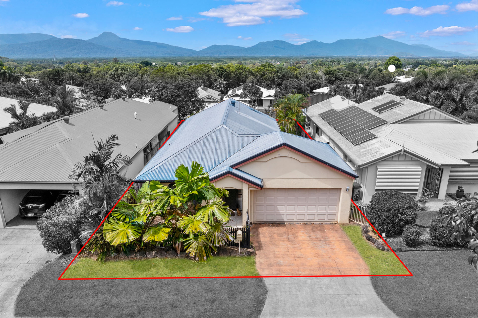 19 Oakblue Drive, Mount Sheridan