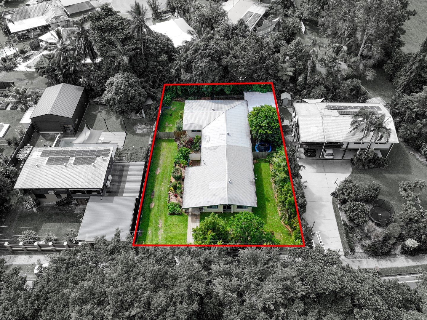 26 Lake Placid Road, Caravonica