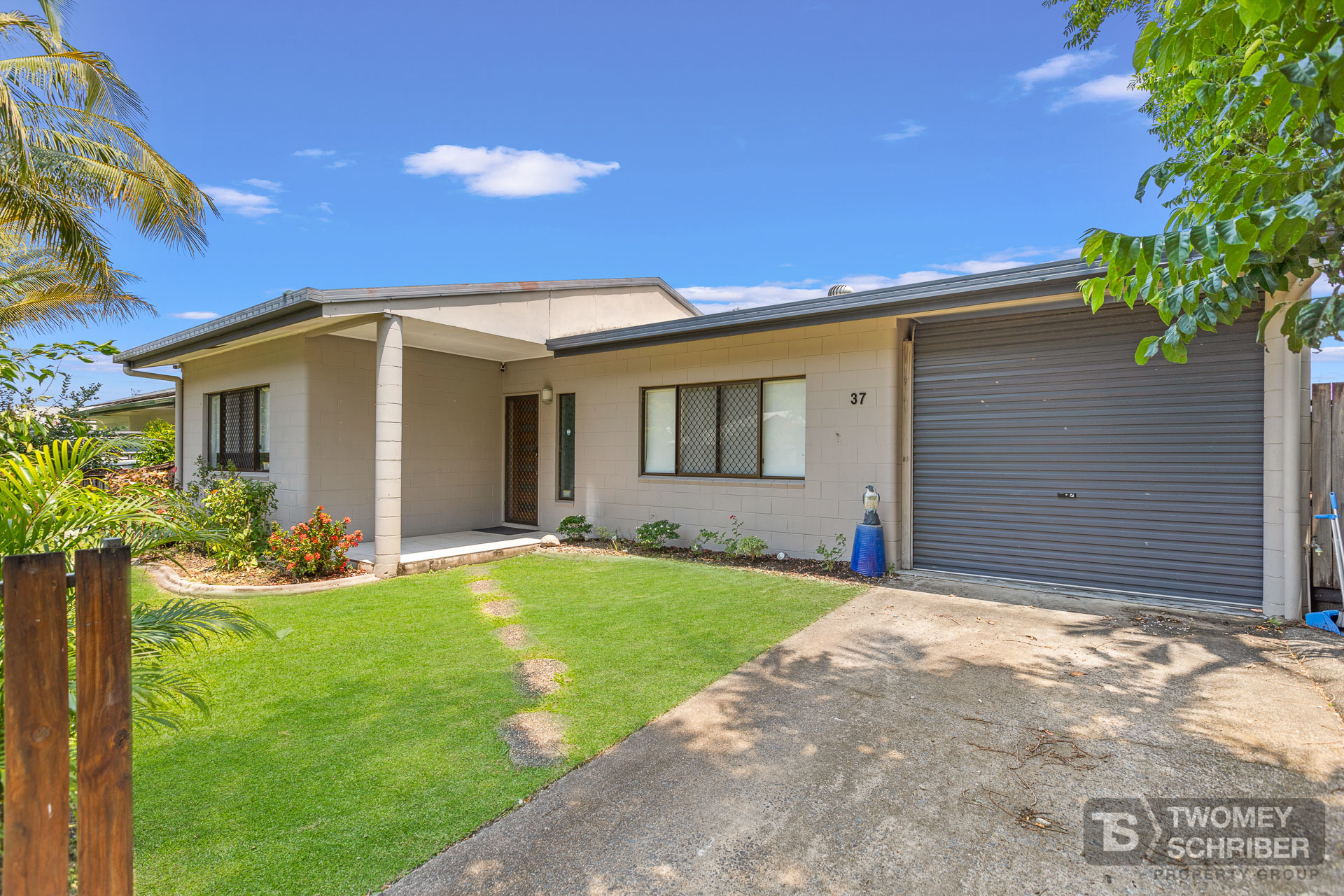37 Cracknell Road, White Rock