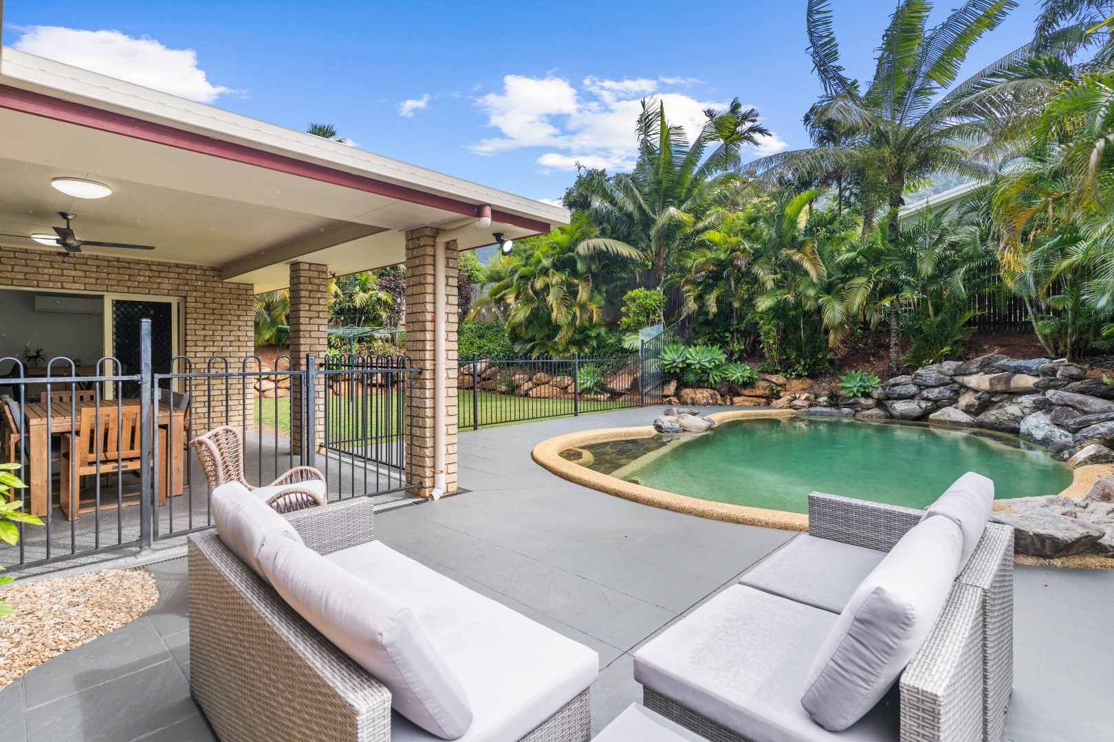 177 Harvey Road, Redlynch