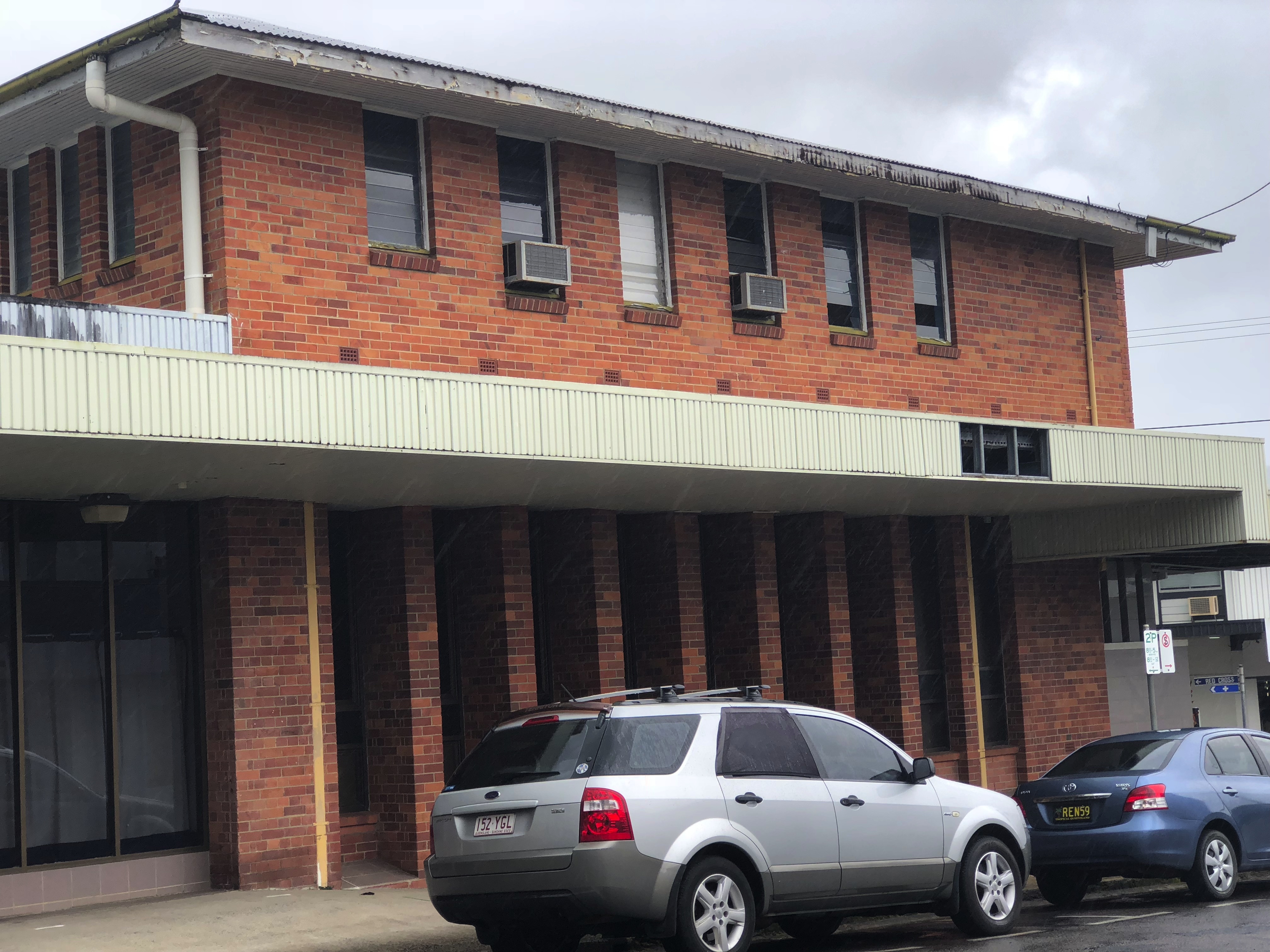 Tully Realty BEST COMMERCIAL POSITION IN TULLY OFFERS INVITED!