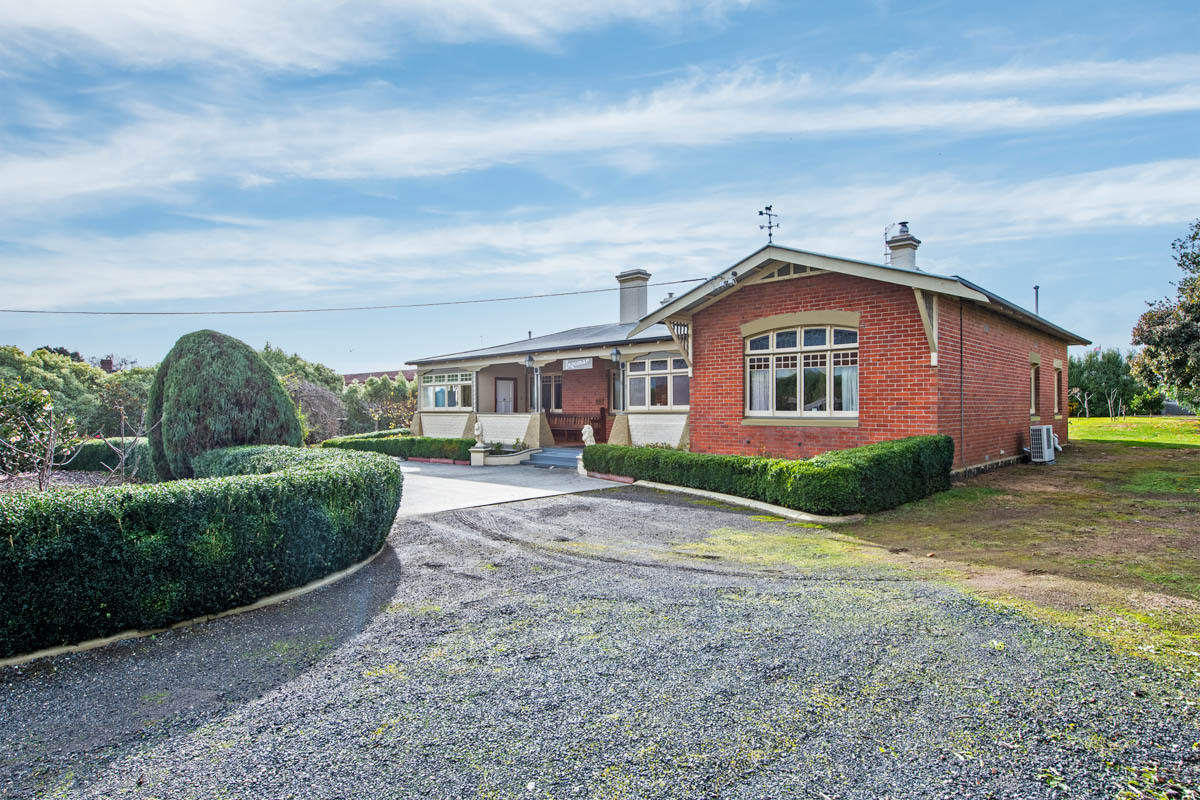 Ulverstone Real Estate 'Ingomar' Historic Beauty on 1/2 Acre