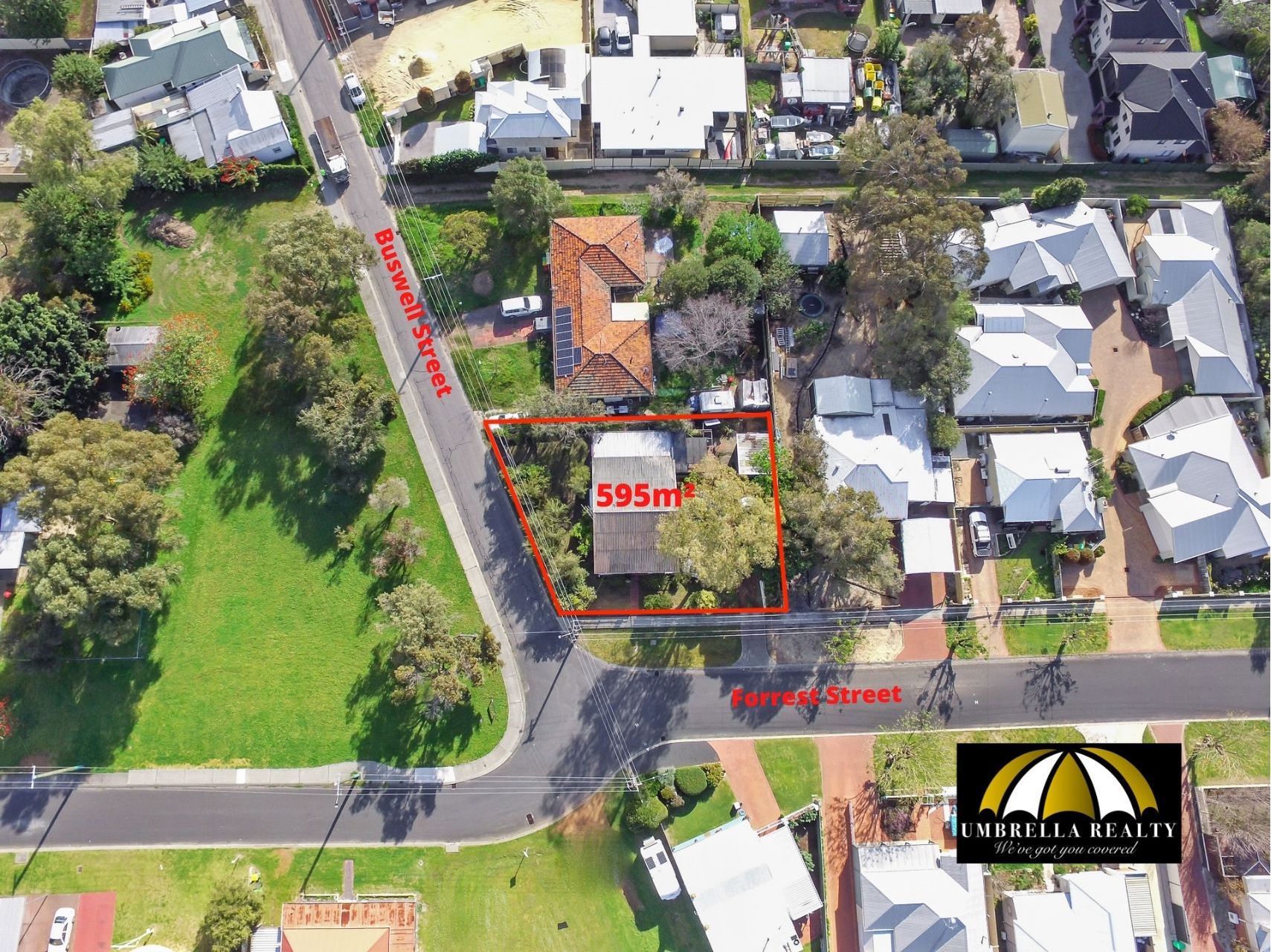 Umbrella Realty Stunning Forrest StreetEast Bunbury House So many