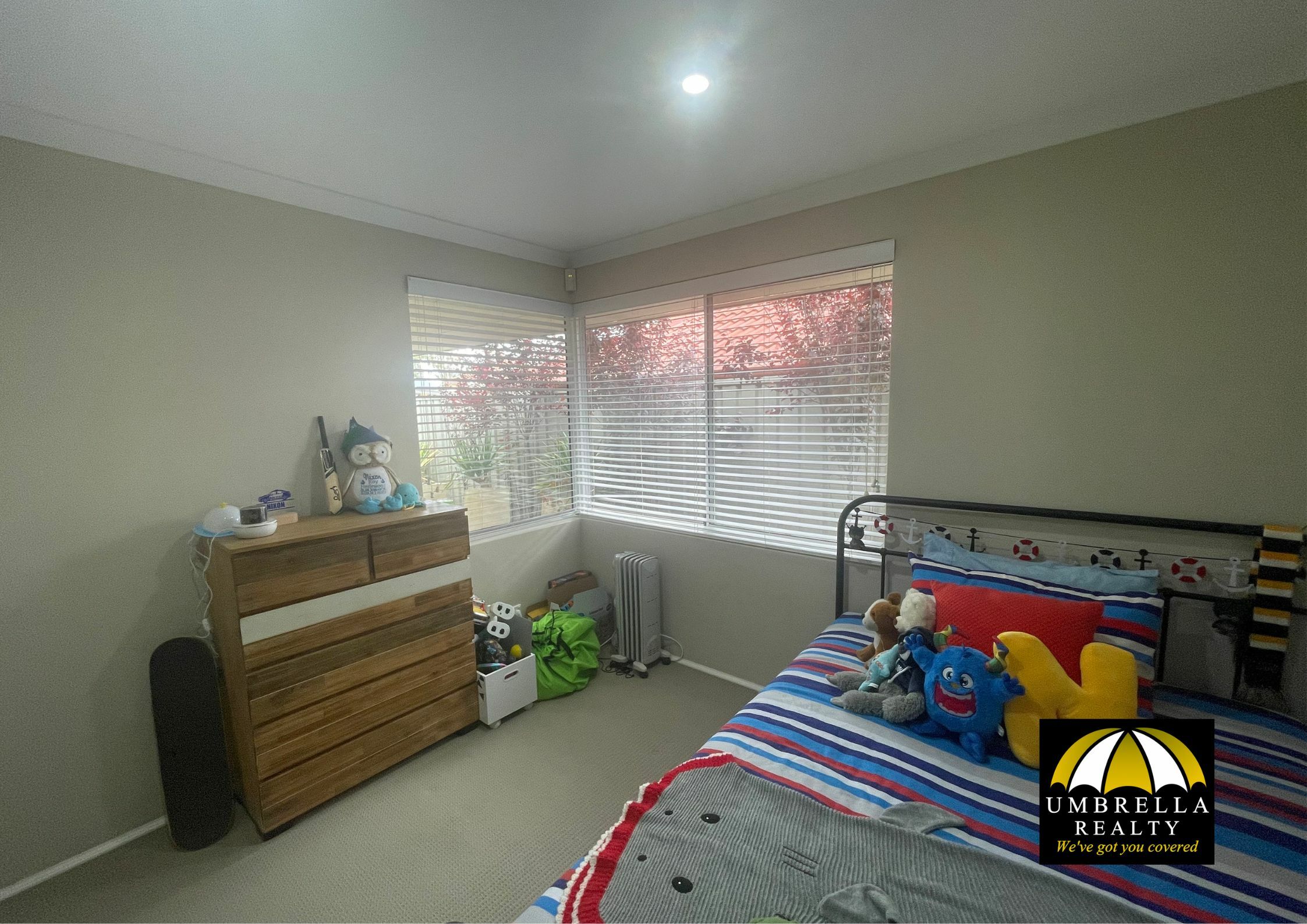 Umbrella Realty Modern Home In the Heart of South Bunbury