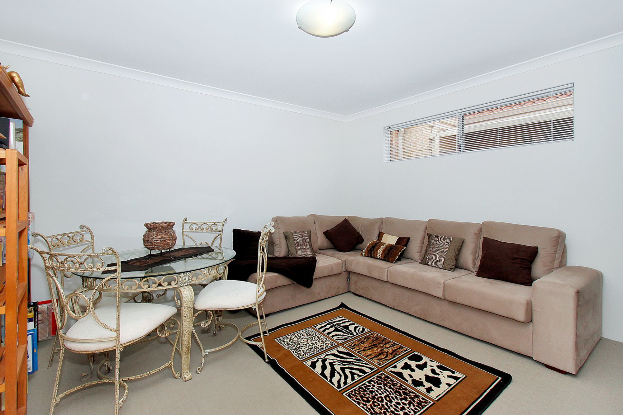 Urban WA Real Estate NRAS INVESTMENT It PAYS you!! or Fantastic...