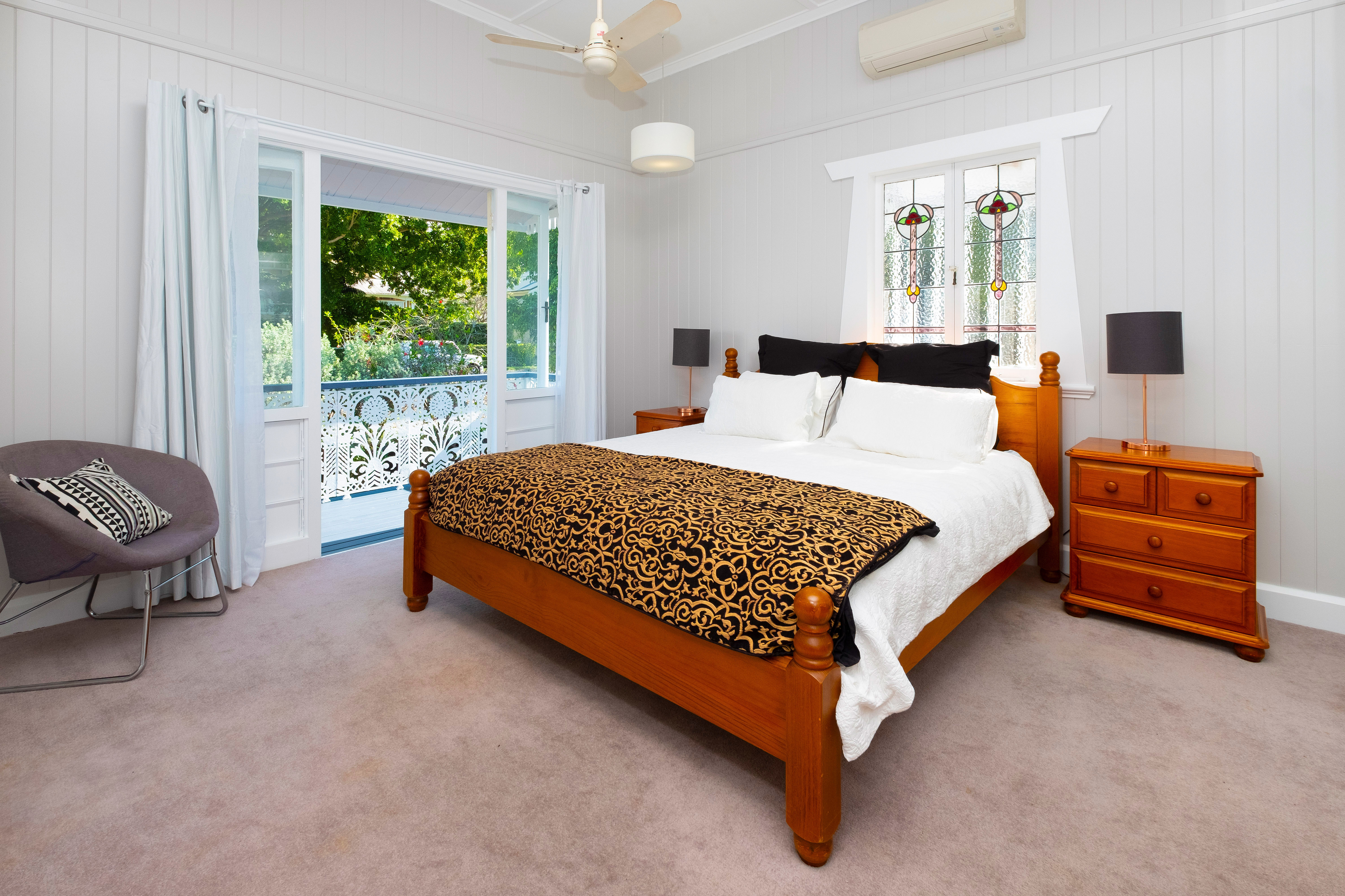 Walkers Real Estate SOLD BY JUNE FRANK