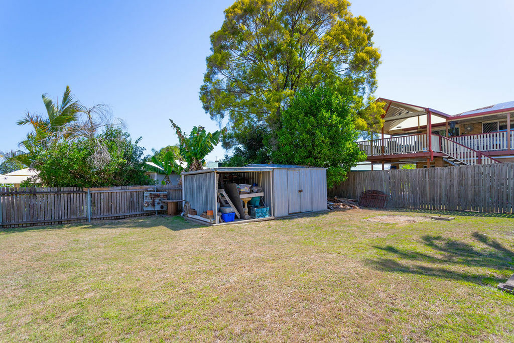 Walkers Real Estate IPSWICH POST WAR.