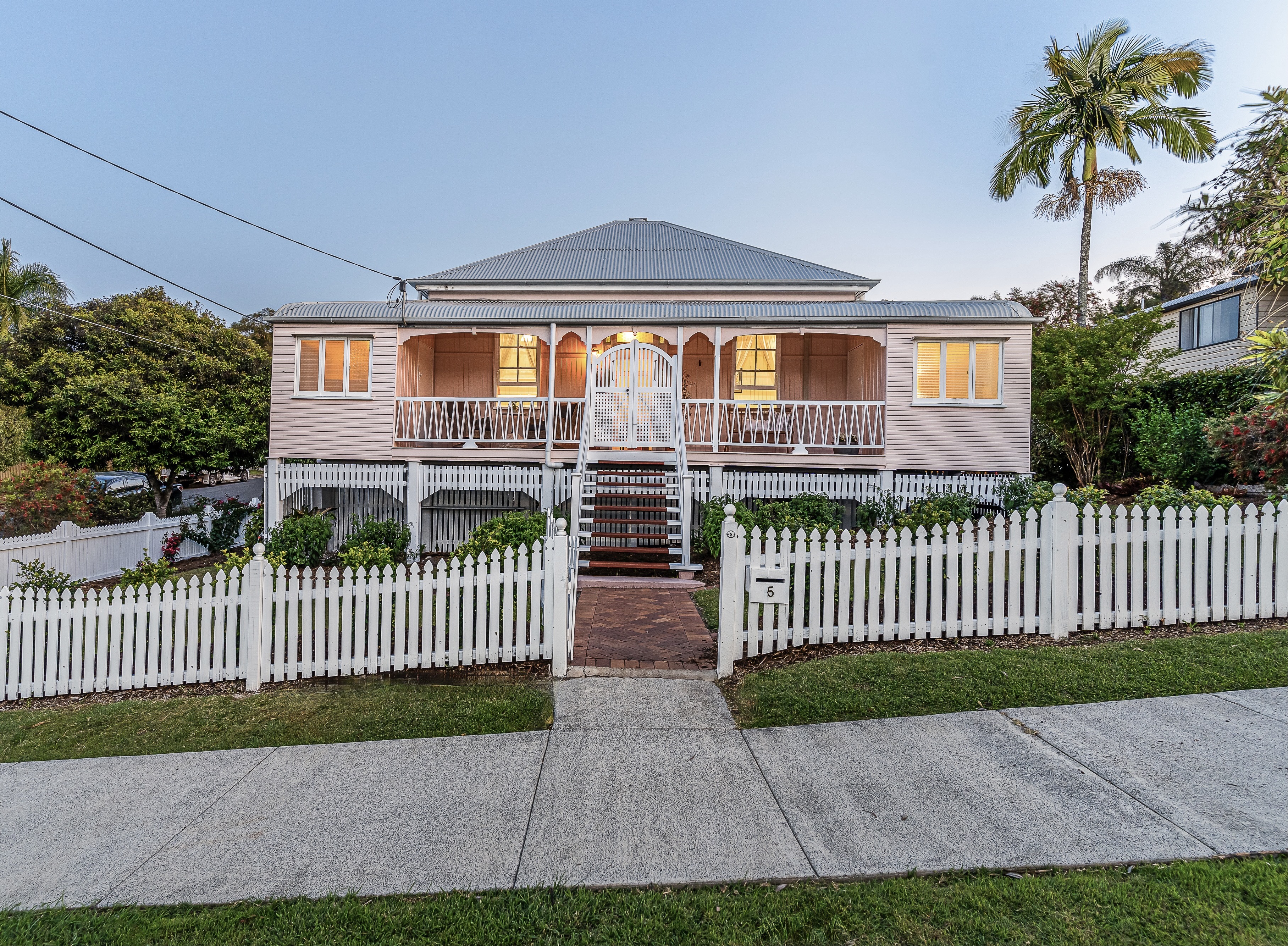 5 Hume St