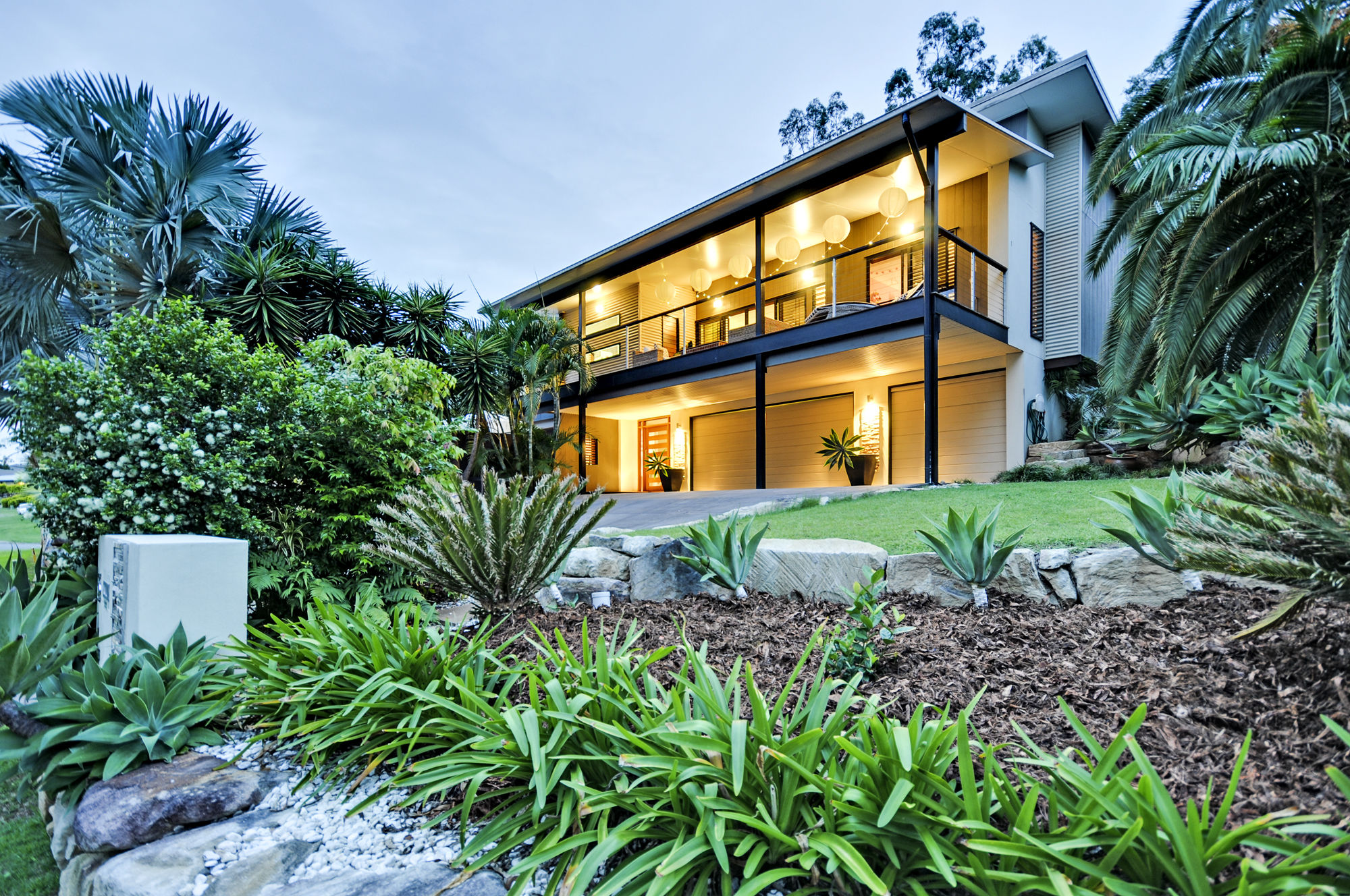 Walkers Real Estate HOME” ….. TO EASY LUXURY LIVING