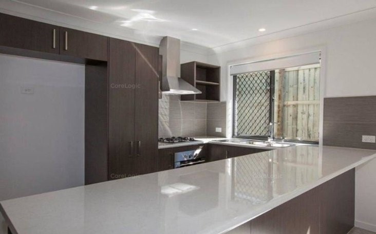 11 Brushbox St