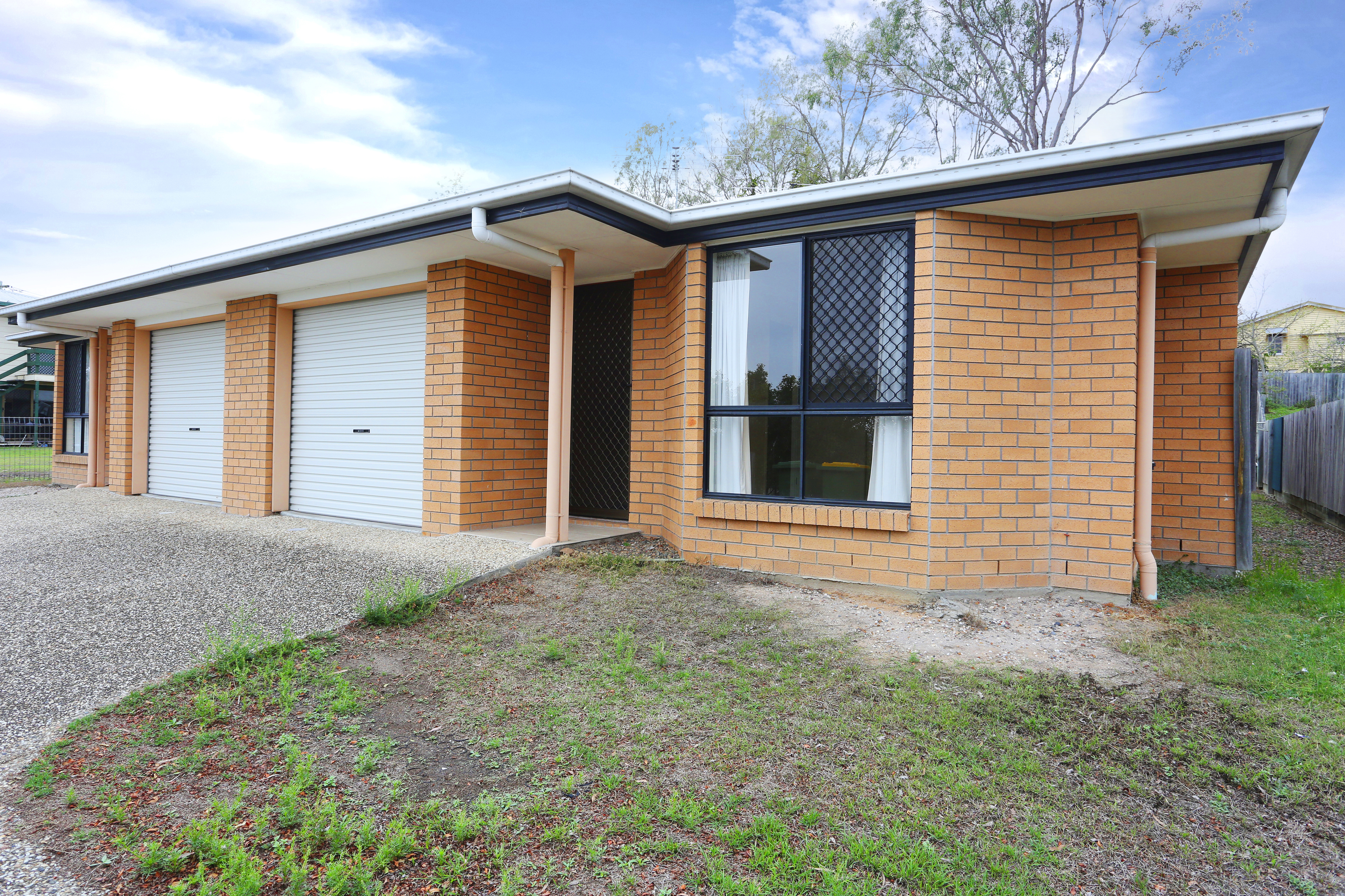4 Lagoona Ct