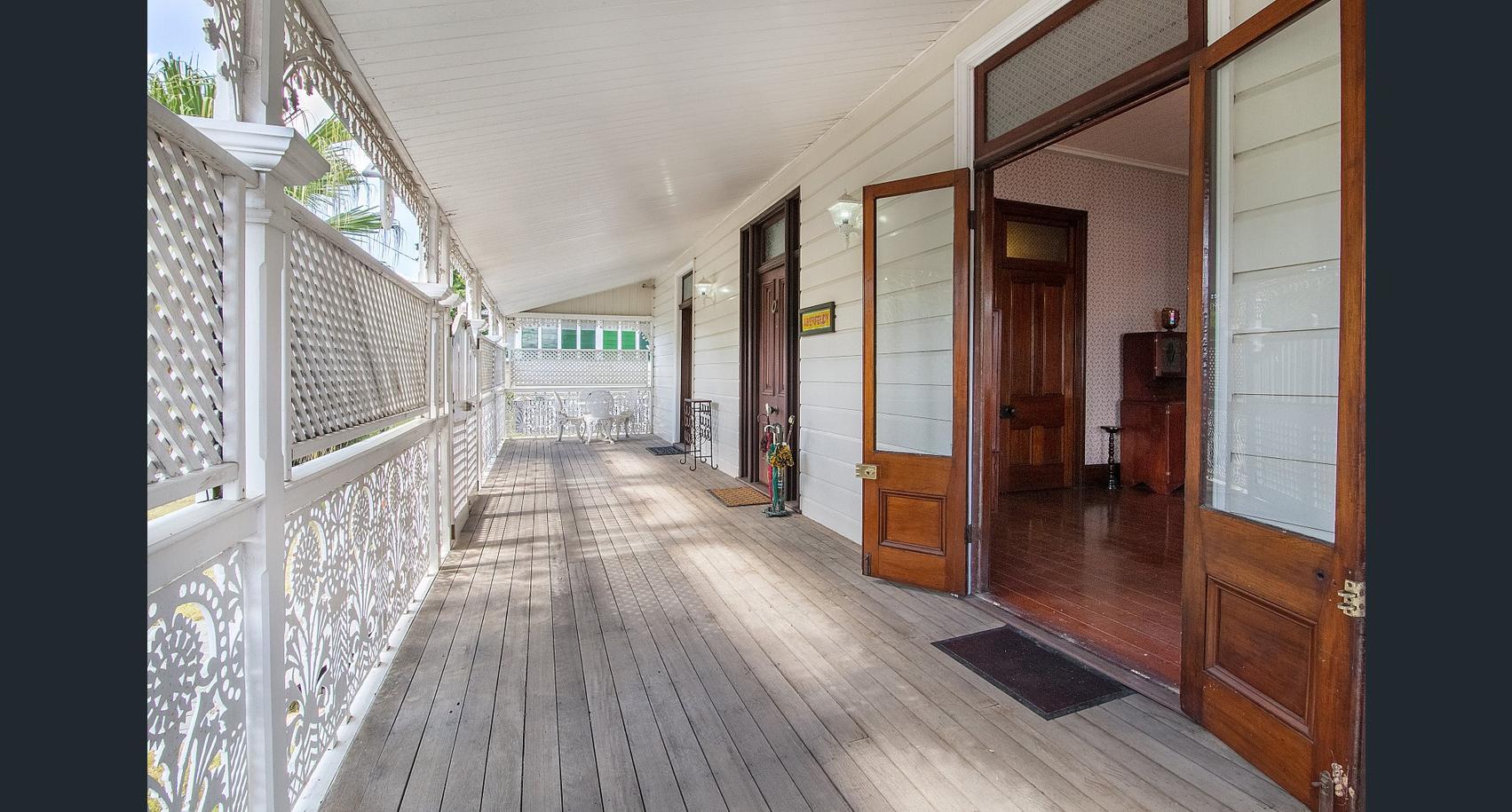 Walkers Real Estate 'ABERFELDY' HERITAGE HOME FOR RENT