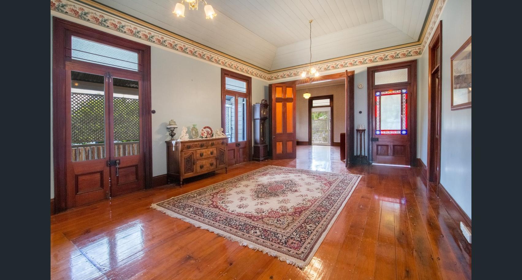 Walkers Real Estate 'ABERFELDY' HERITAGE HOME FOR RENT