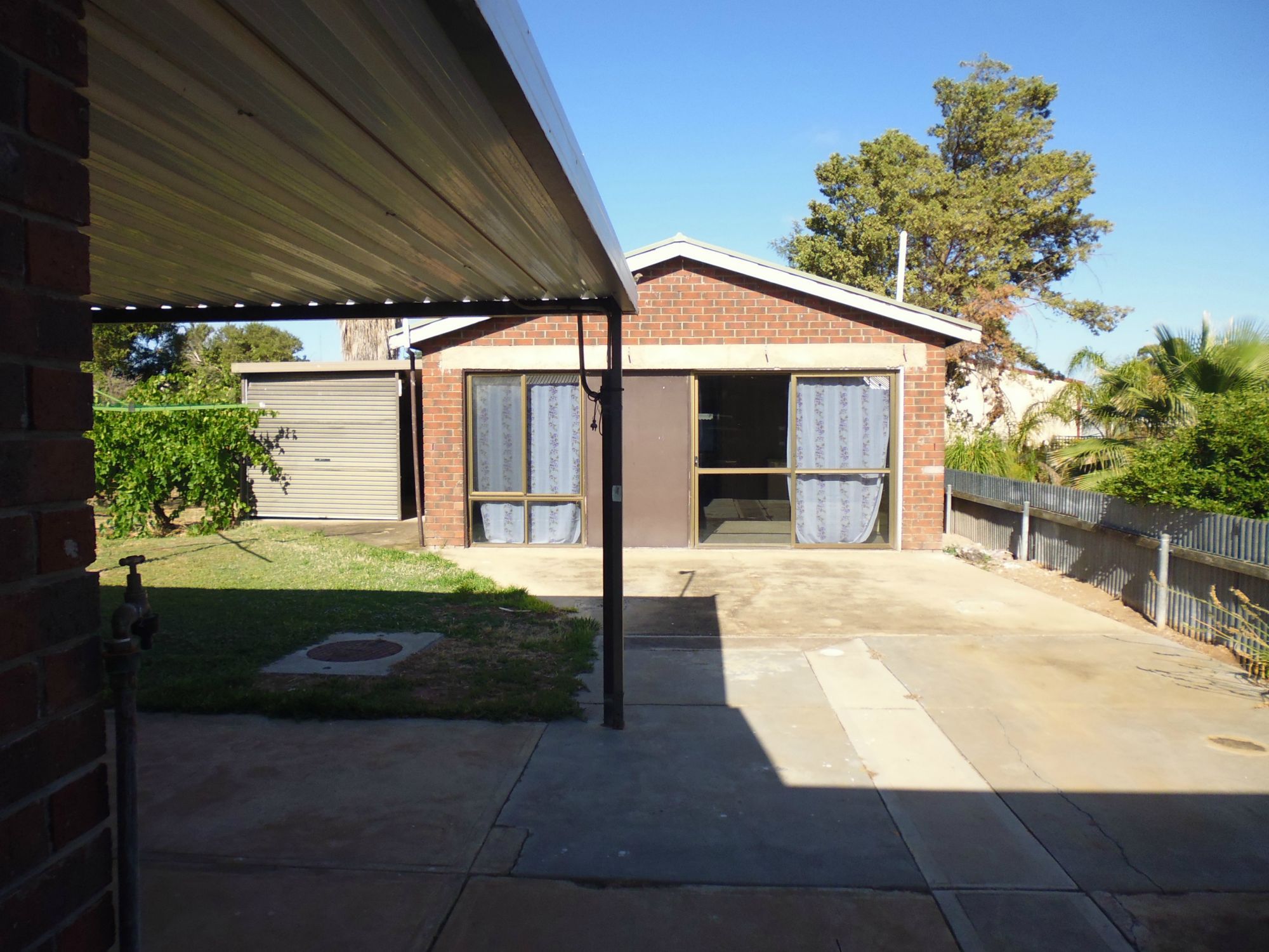 FOUR BEDROOM/LARGE ALLOTMENT Wardle Co Real Estate