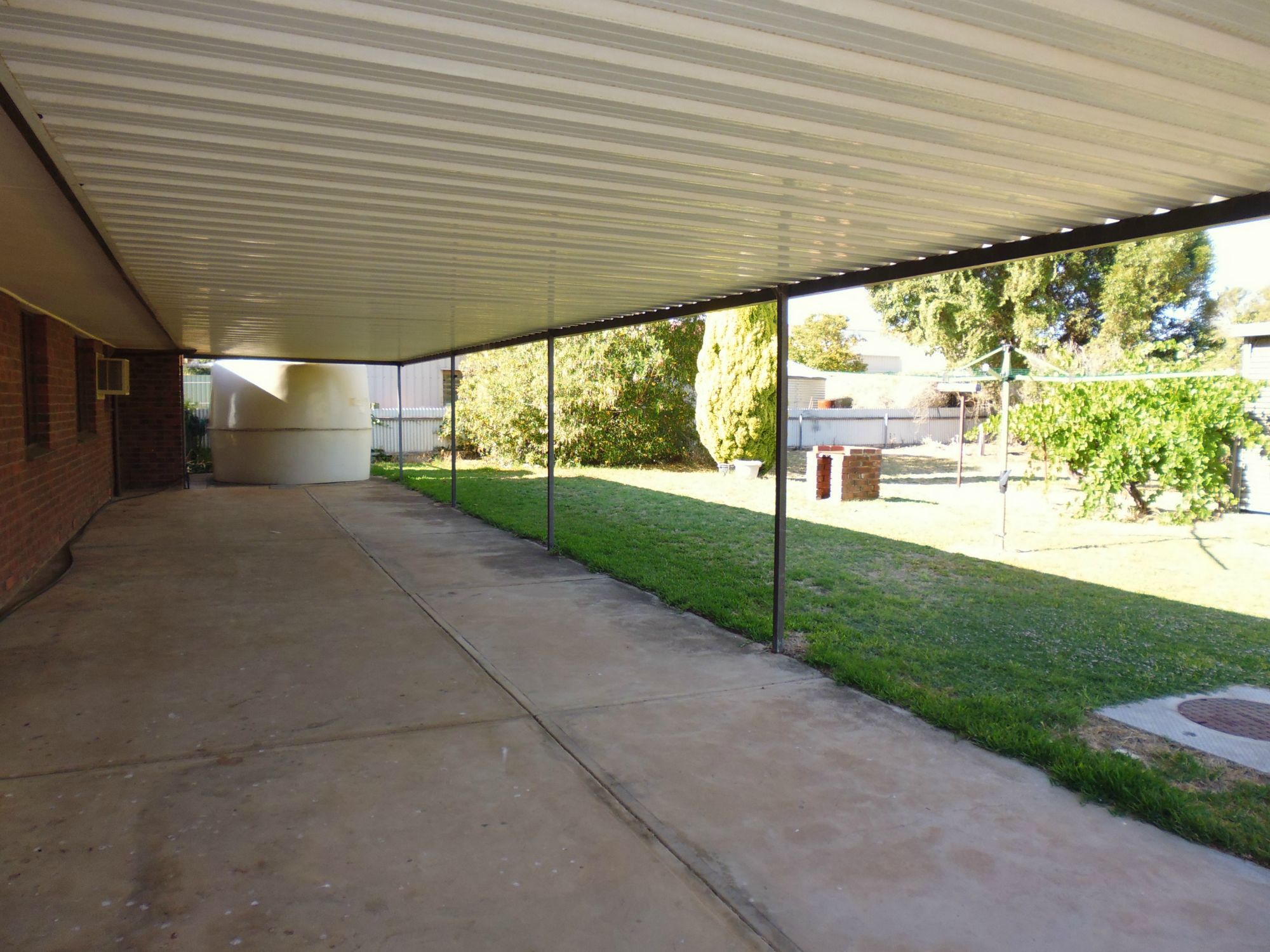 FOUR BEDROOM/LARGE ALLOTMENT Wardle Co Real Estate