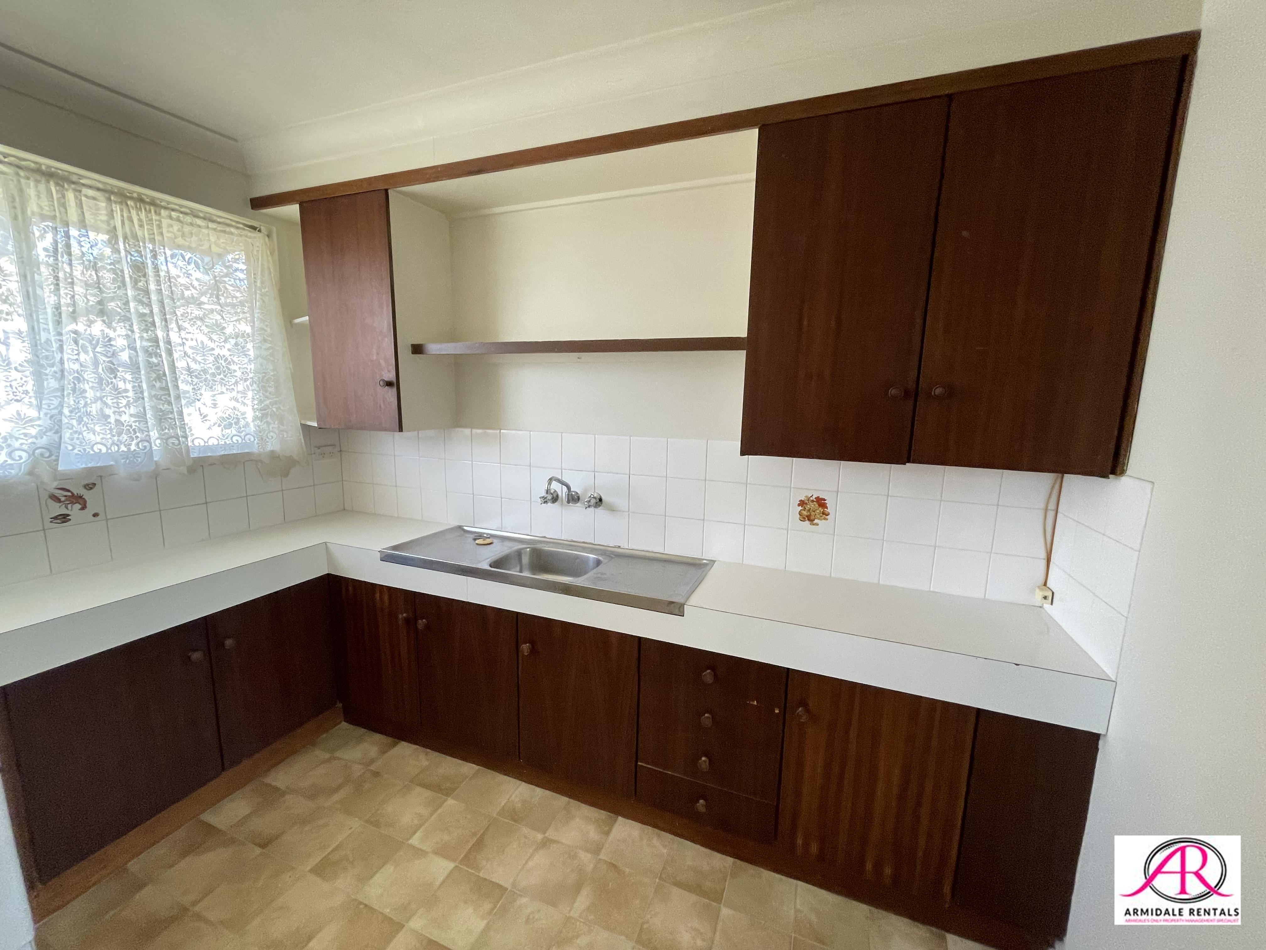 Quiet 2 Bedroom UNit Close to town Armidale Rentals