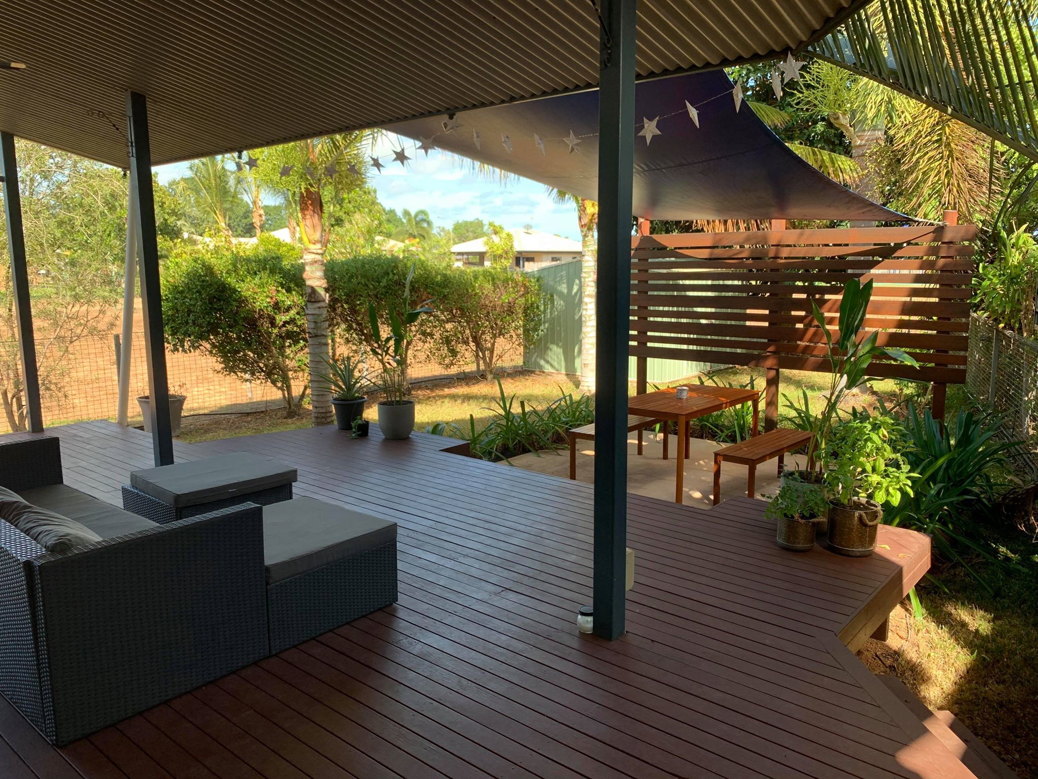 Weipa Real Estate SPACIOUS UNIT WITH ESTABLISHED GARDENS MASSIVE
