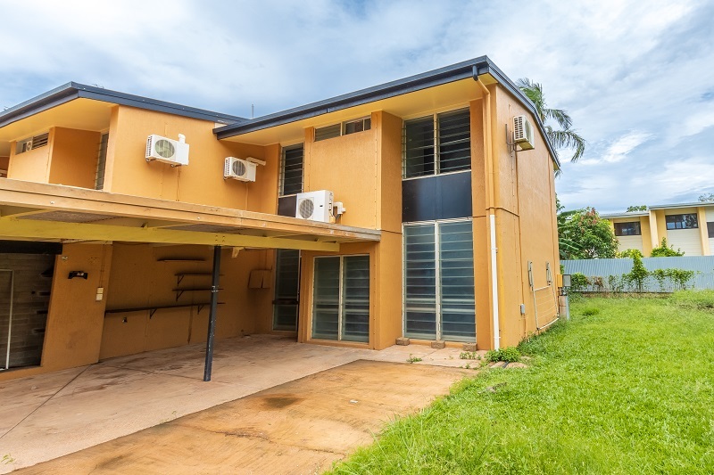 Weipa Real Estate END UNIT WITH LARGE YARD!