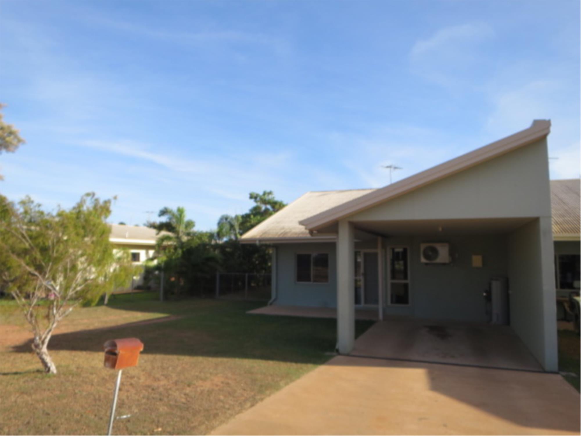 Weipa Real Estate LOW MAINTENANCE UNIT WITH GOOD SIZED YARD