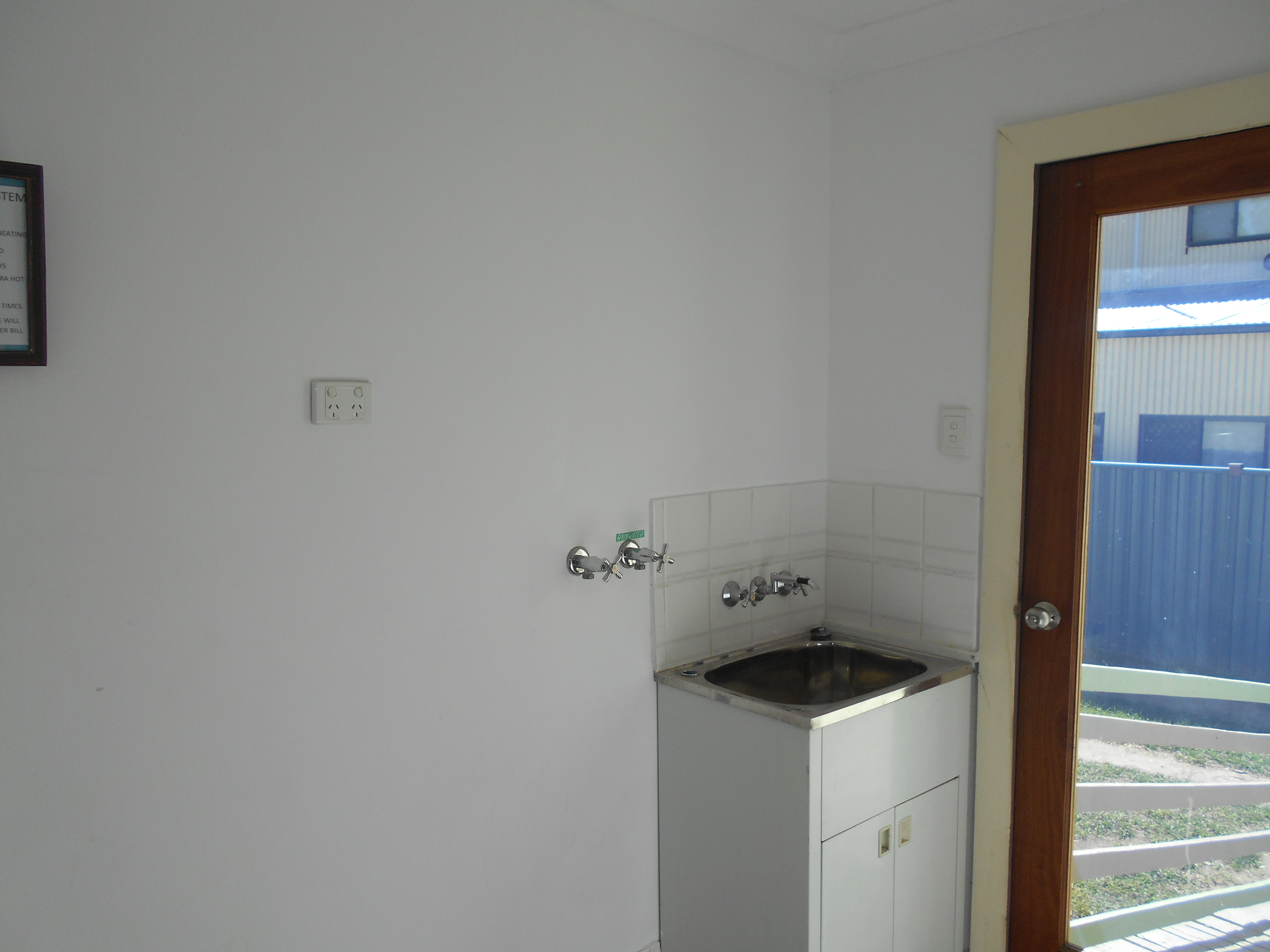 Woodford Property Woodford 5 Bedroom Home