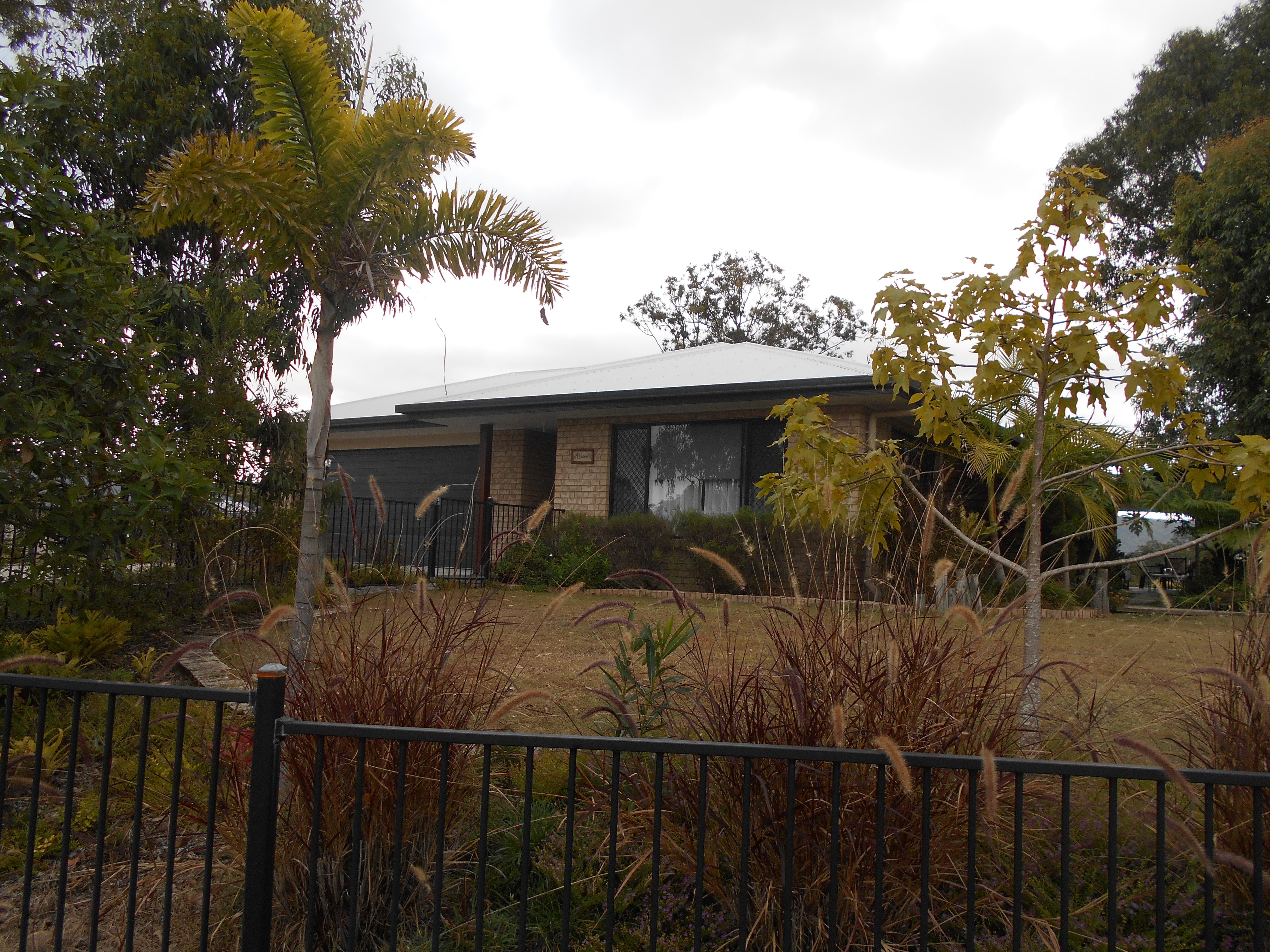 Woodford Property Woodford This Property is a Must See!!!