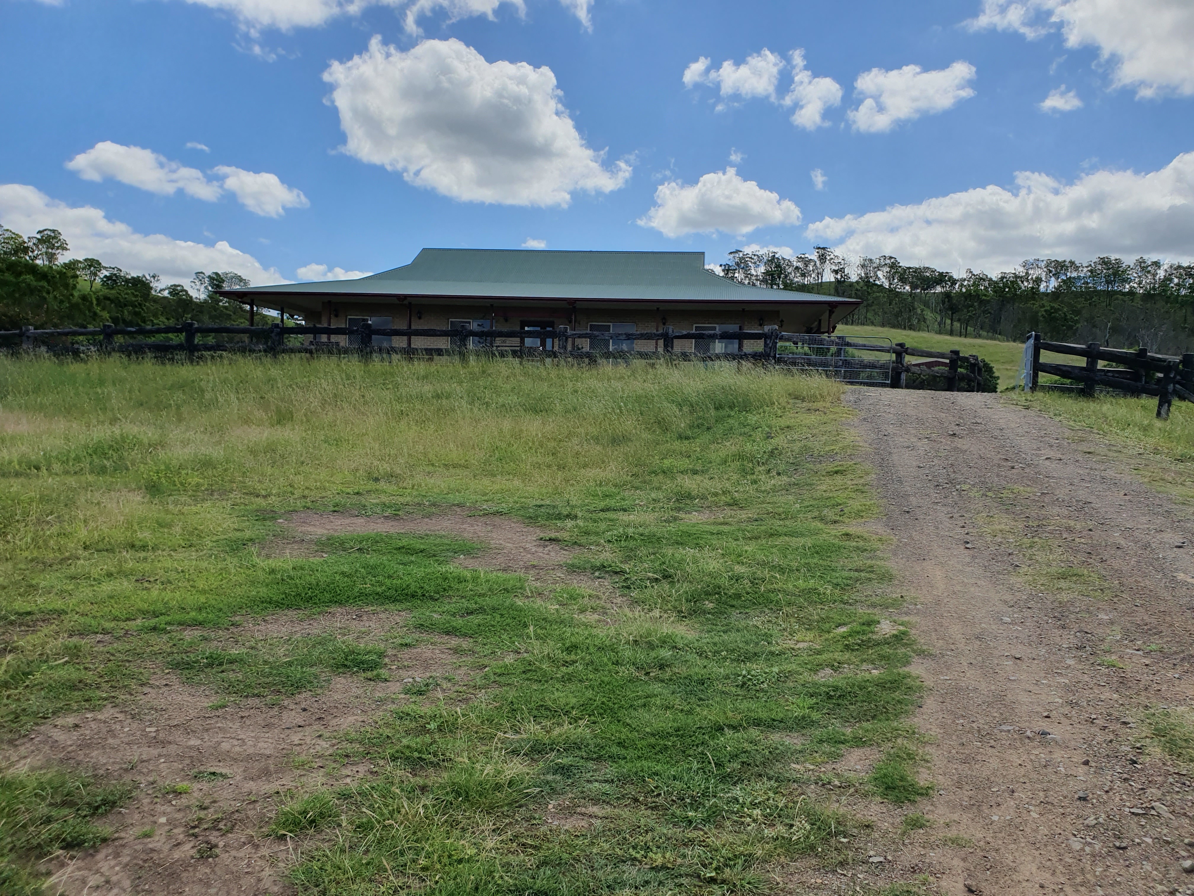Woodford Property Suit Any Livestock Venture