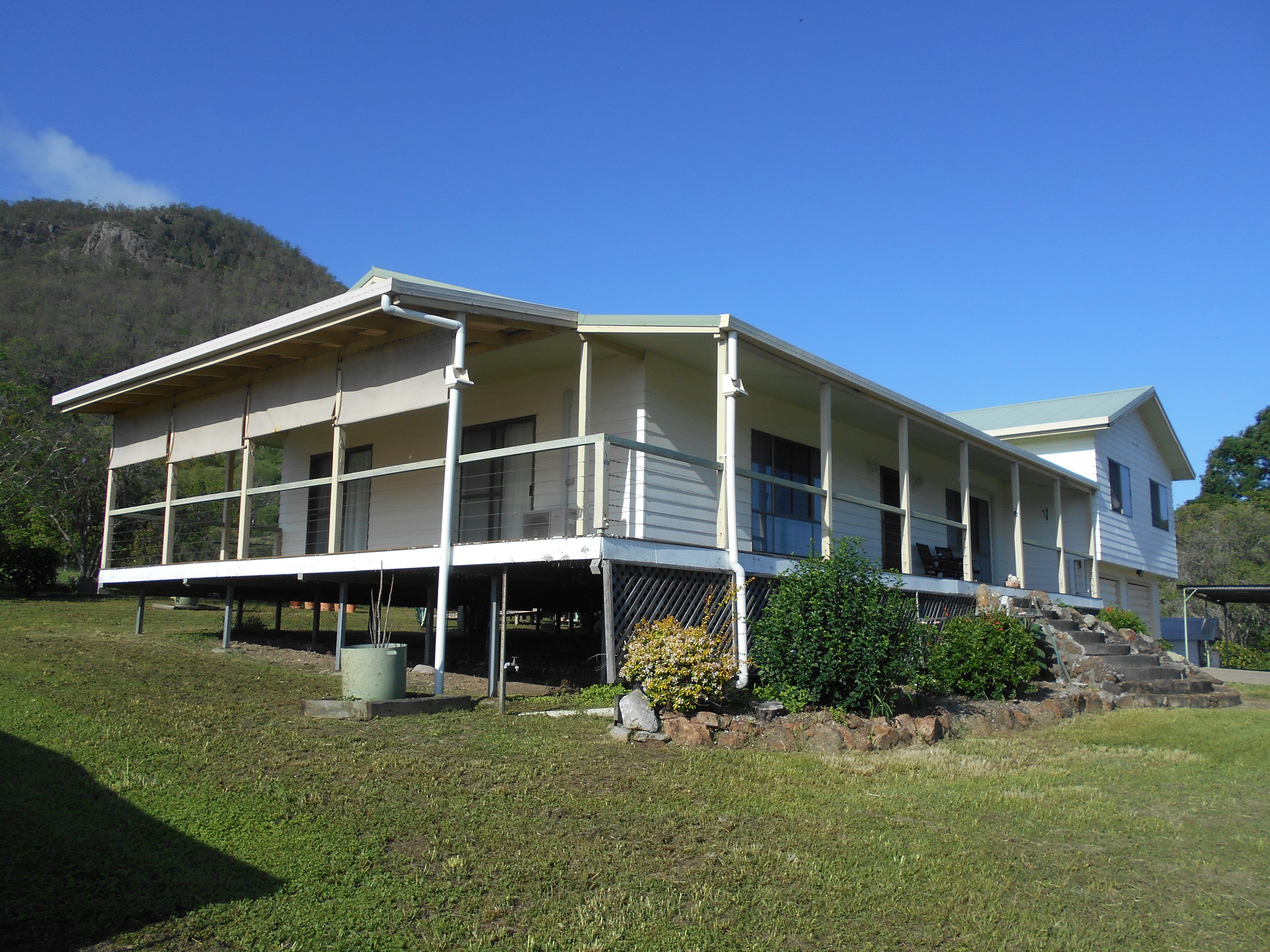 Woodford Property Mount Archer via Woodford 12.5 Acres